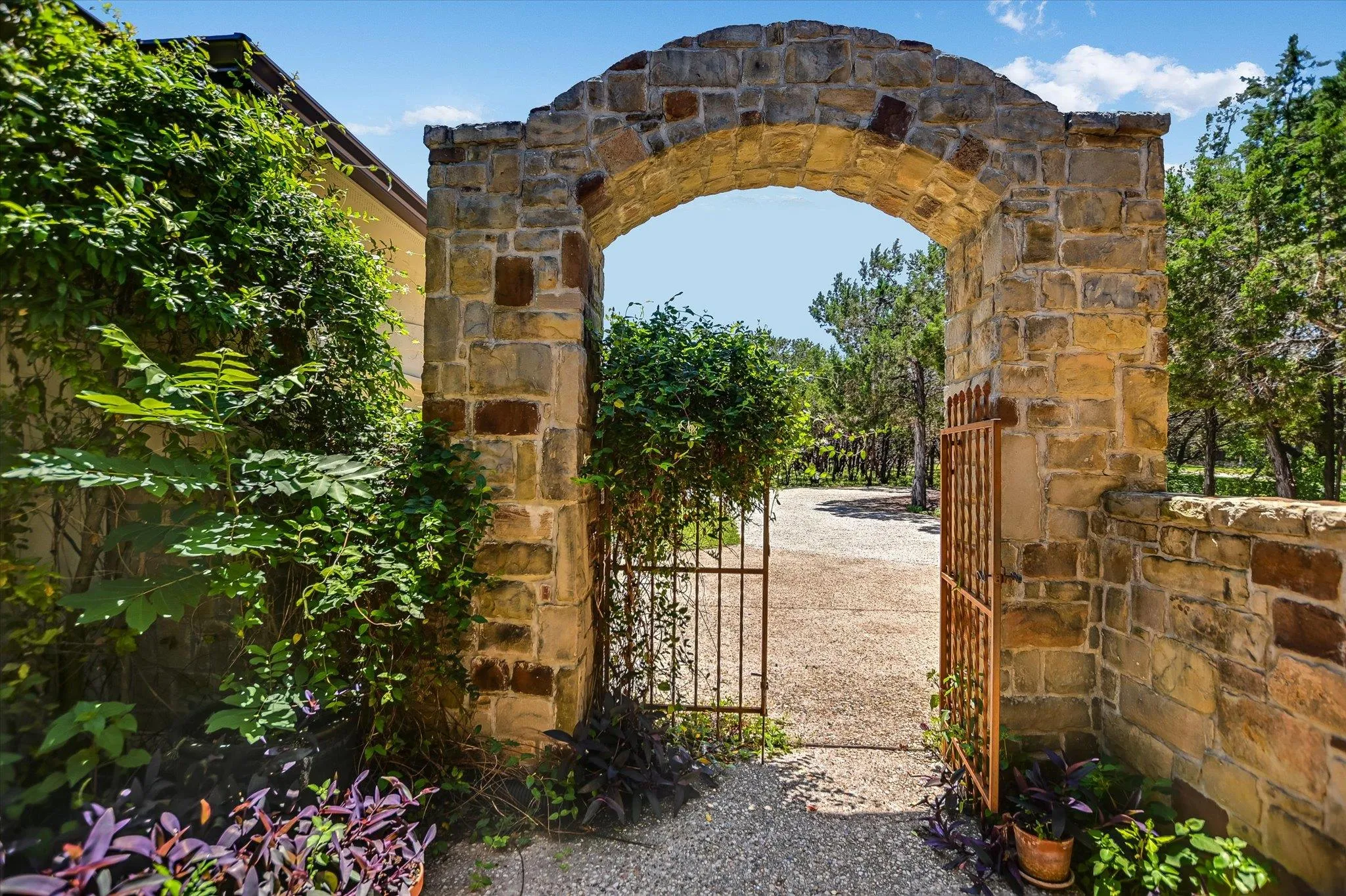 Photo of 831 SOUTHRIVER RD, Wimberley, TX, 78676