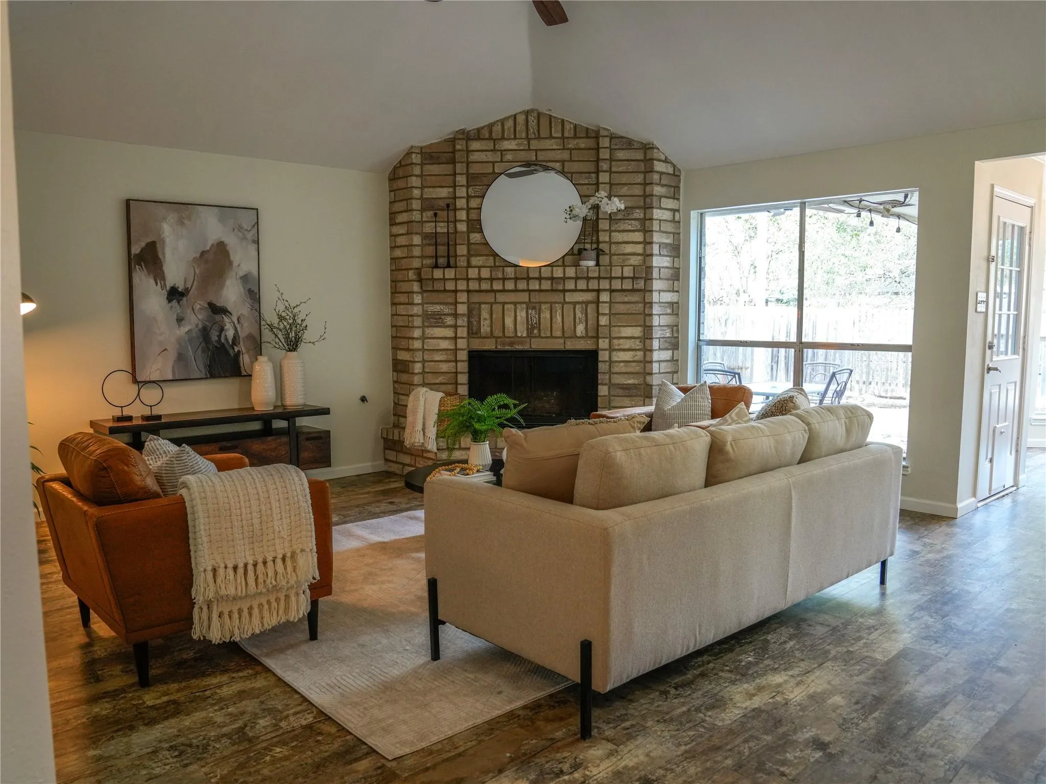 Photo 2 of 12903 STANZEL DR