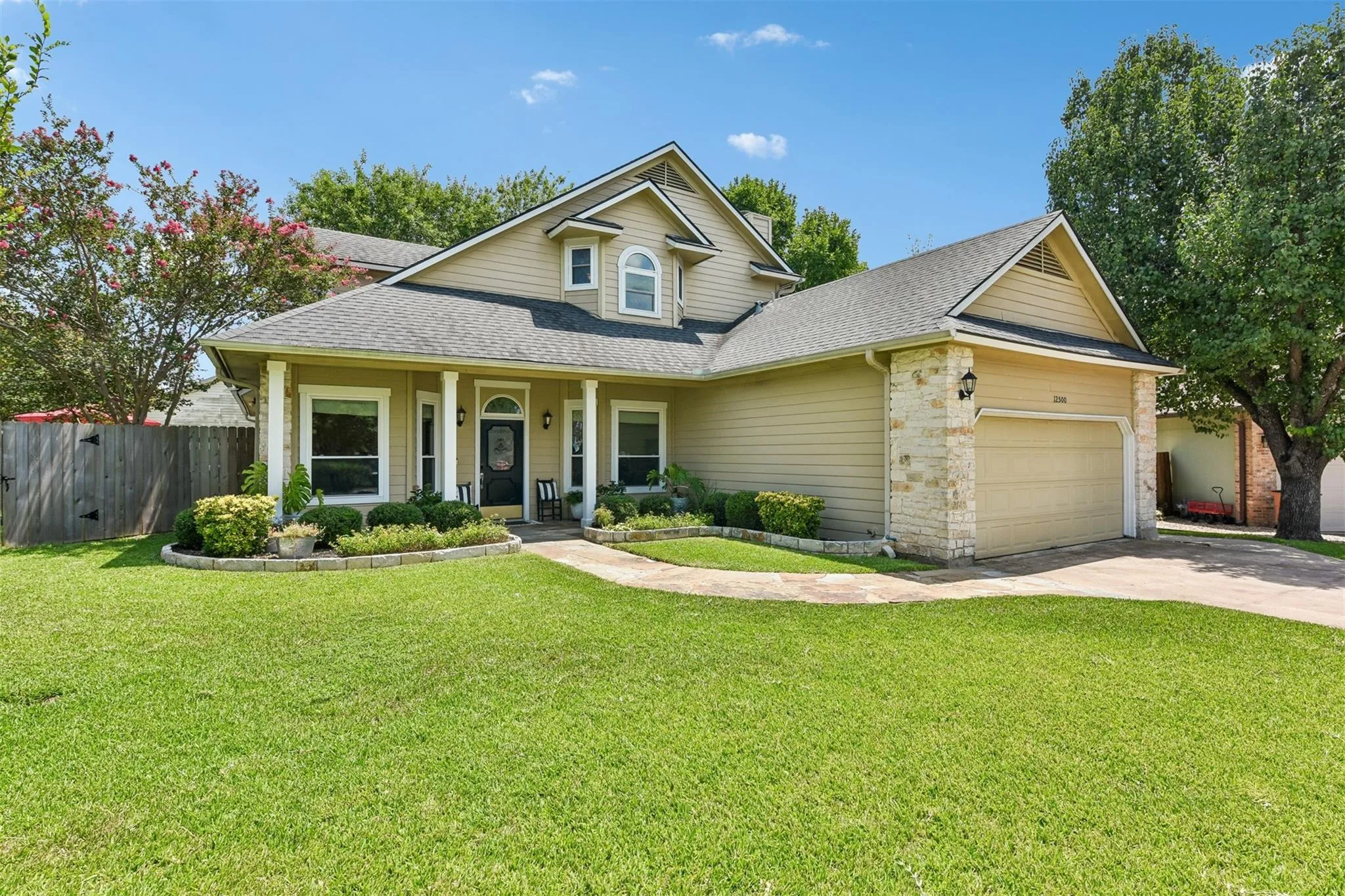 Photo of 12500 TURKEY RIDGE CT, Austin, TX, 78729