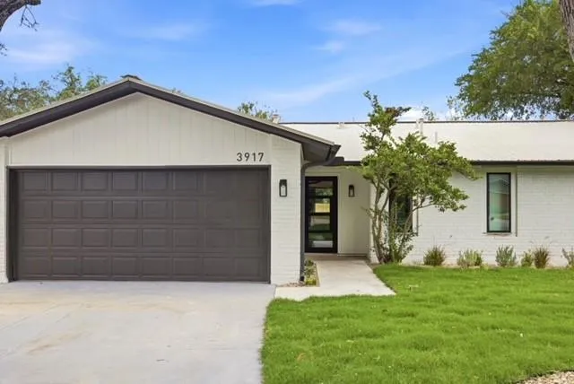 Photo of 3917 LEAFIELD DR, Austin, TX, 78749