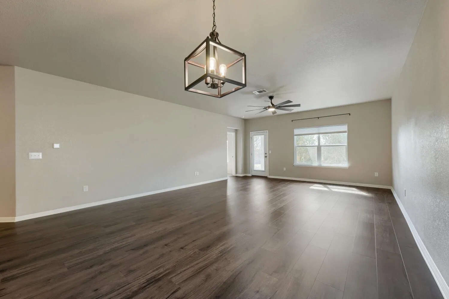 Photo 5 of 109 MORAVIA RD