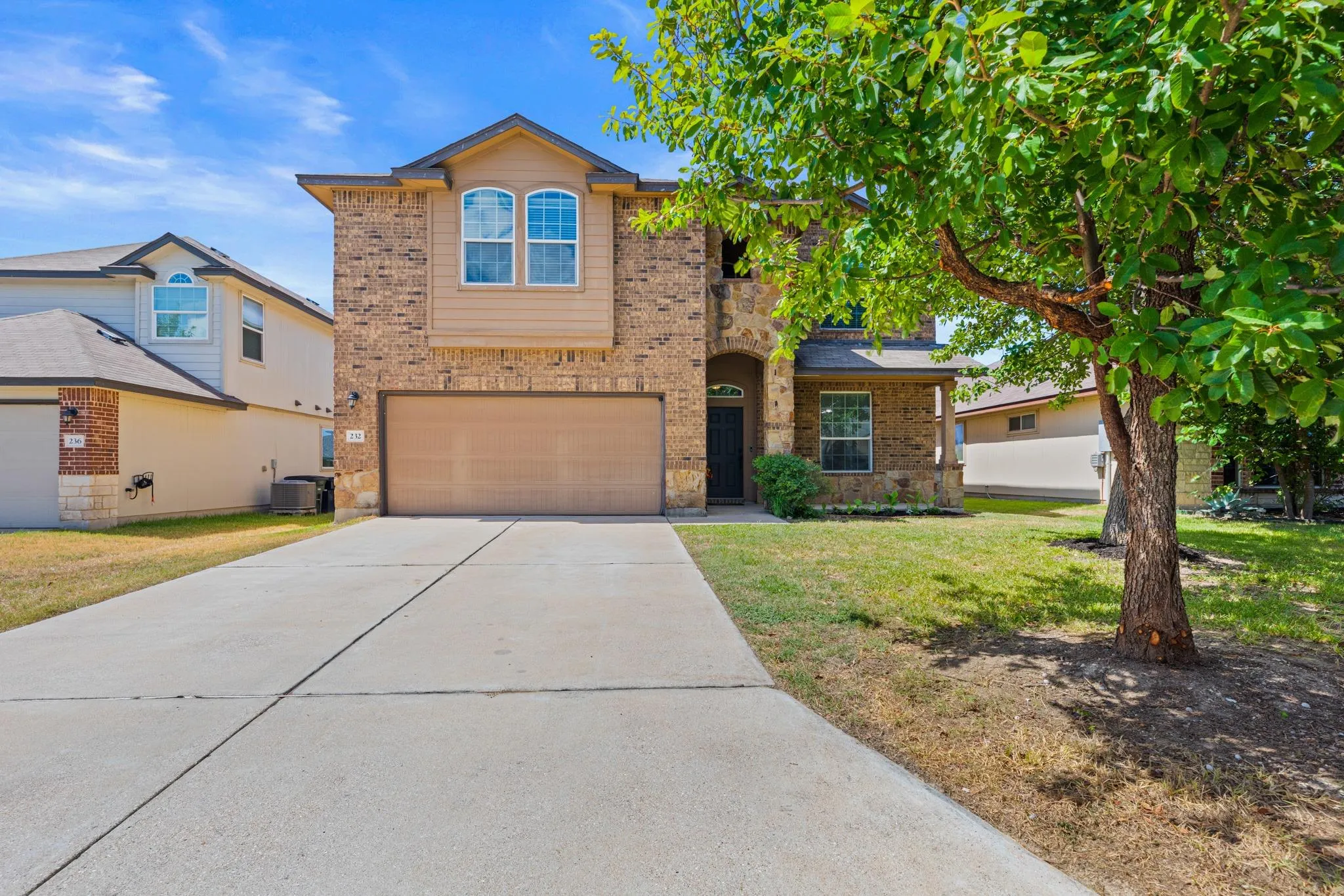 Photo of 232 GEODE LN, Jarrell, TX, 76537