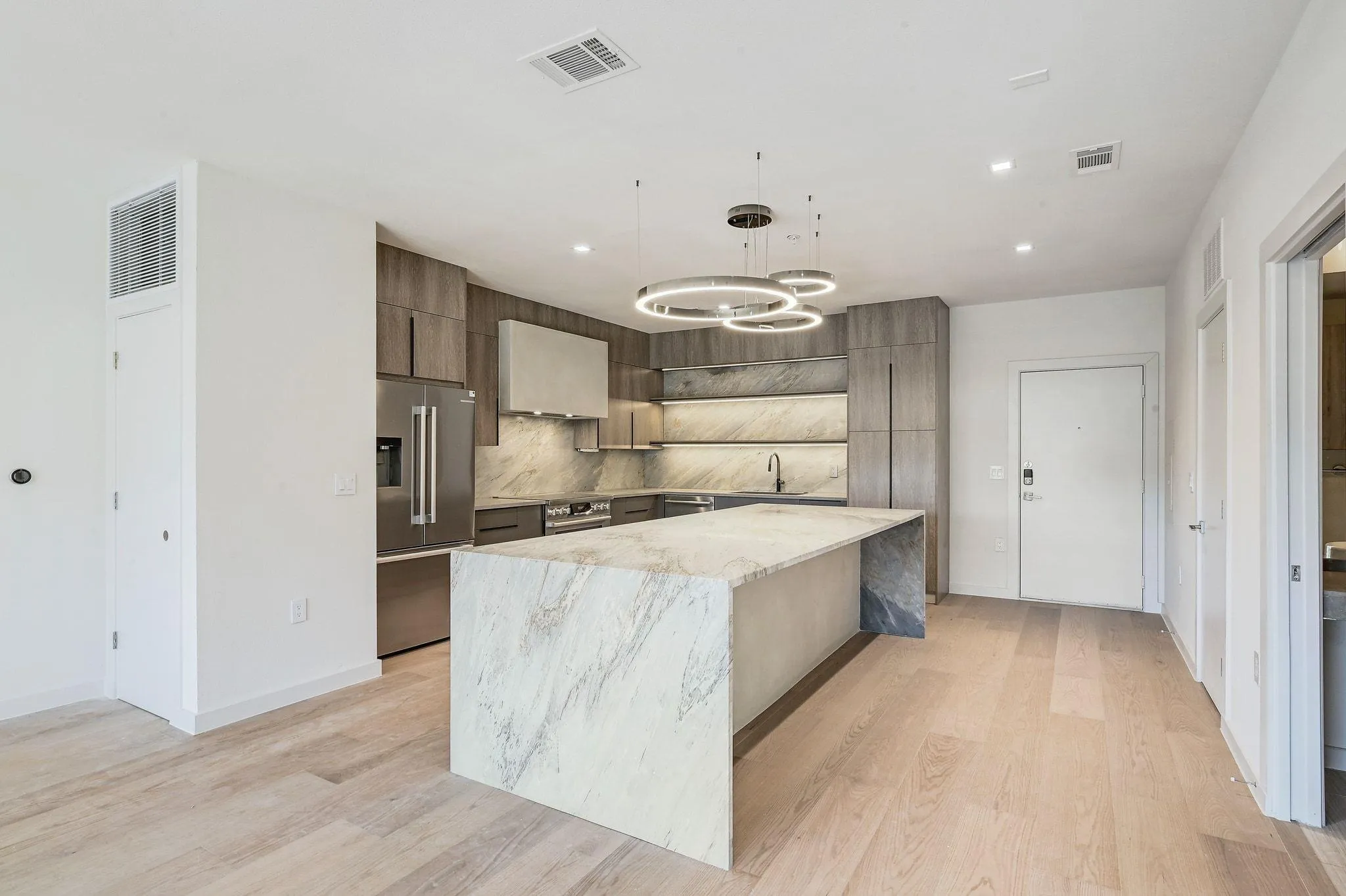 Photo 2 of 3600 S LAMAR BLVD #202