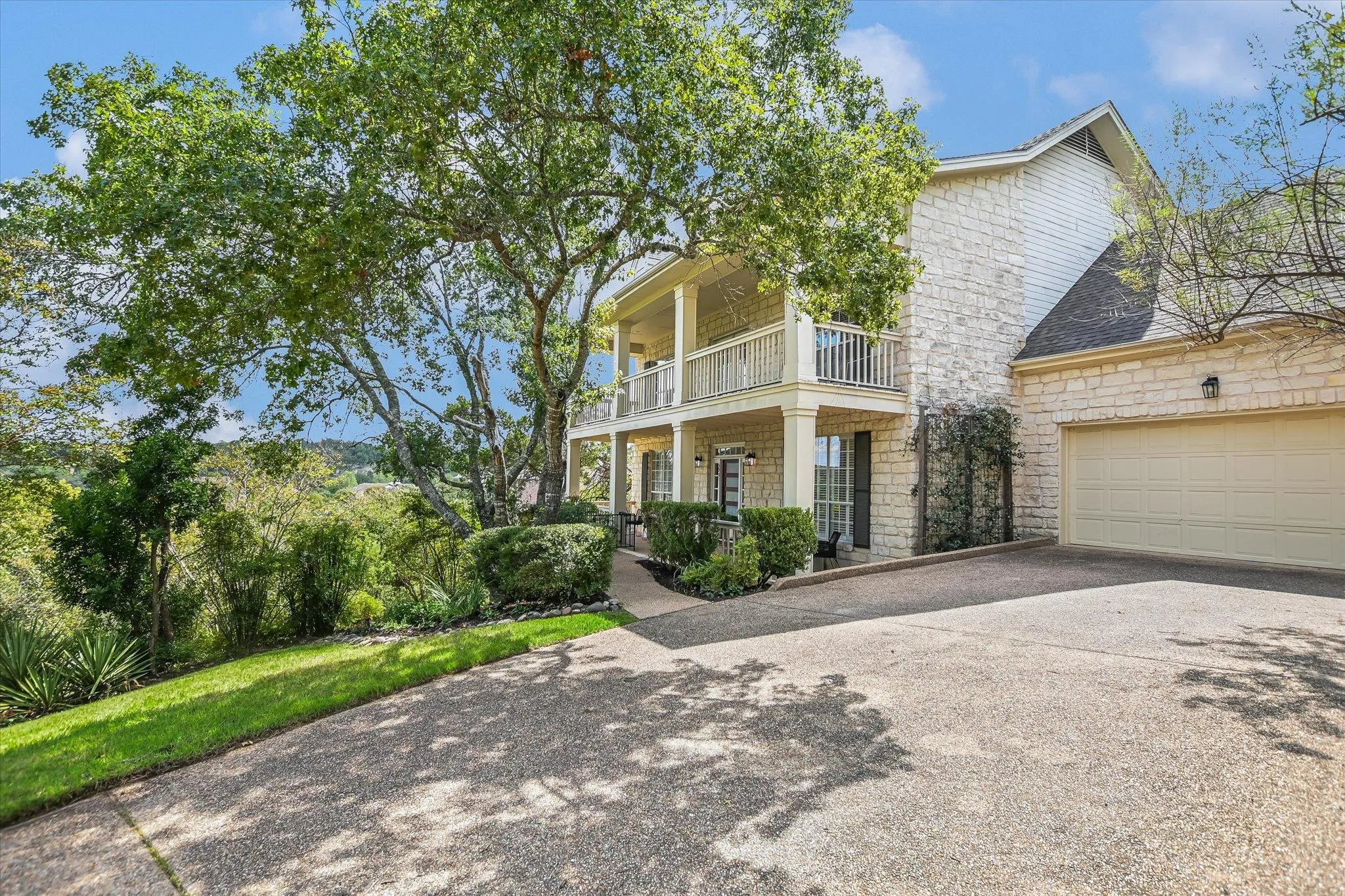 Photo of 5901 ROUND TABLE CV, Austin, TX, 78746