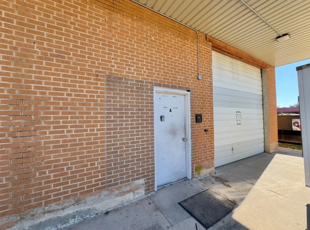 Photo 3 of 205 S MAIN ST #A