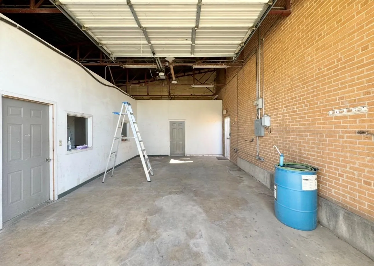 Photo 5 of 205 S MAIN ST #A