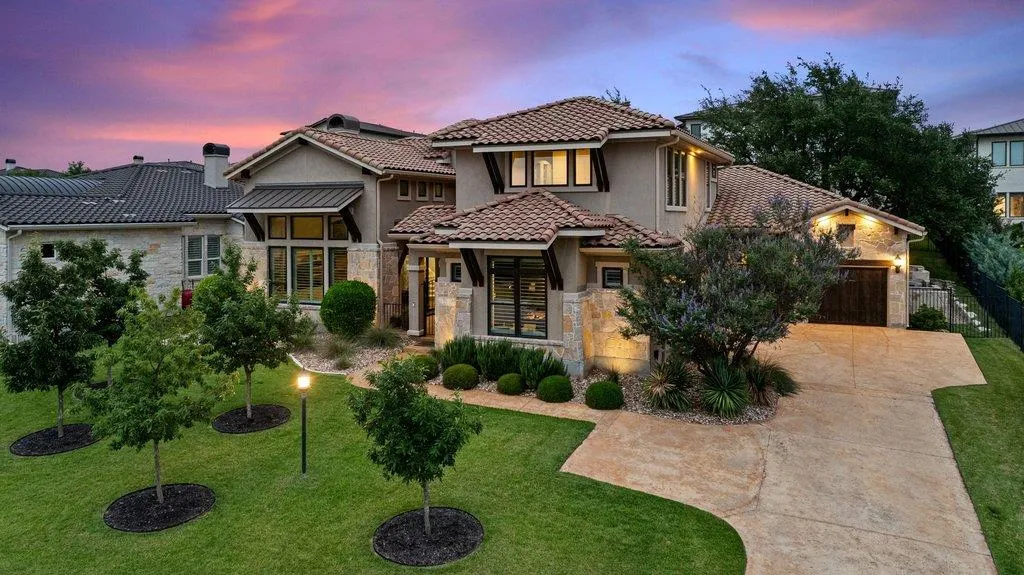 Photo of 320 BISSET CT, Lakeway, TX, 78738
