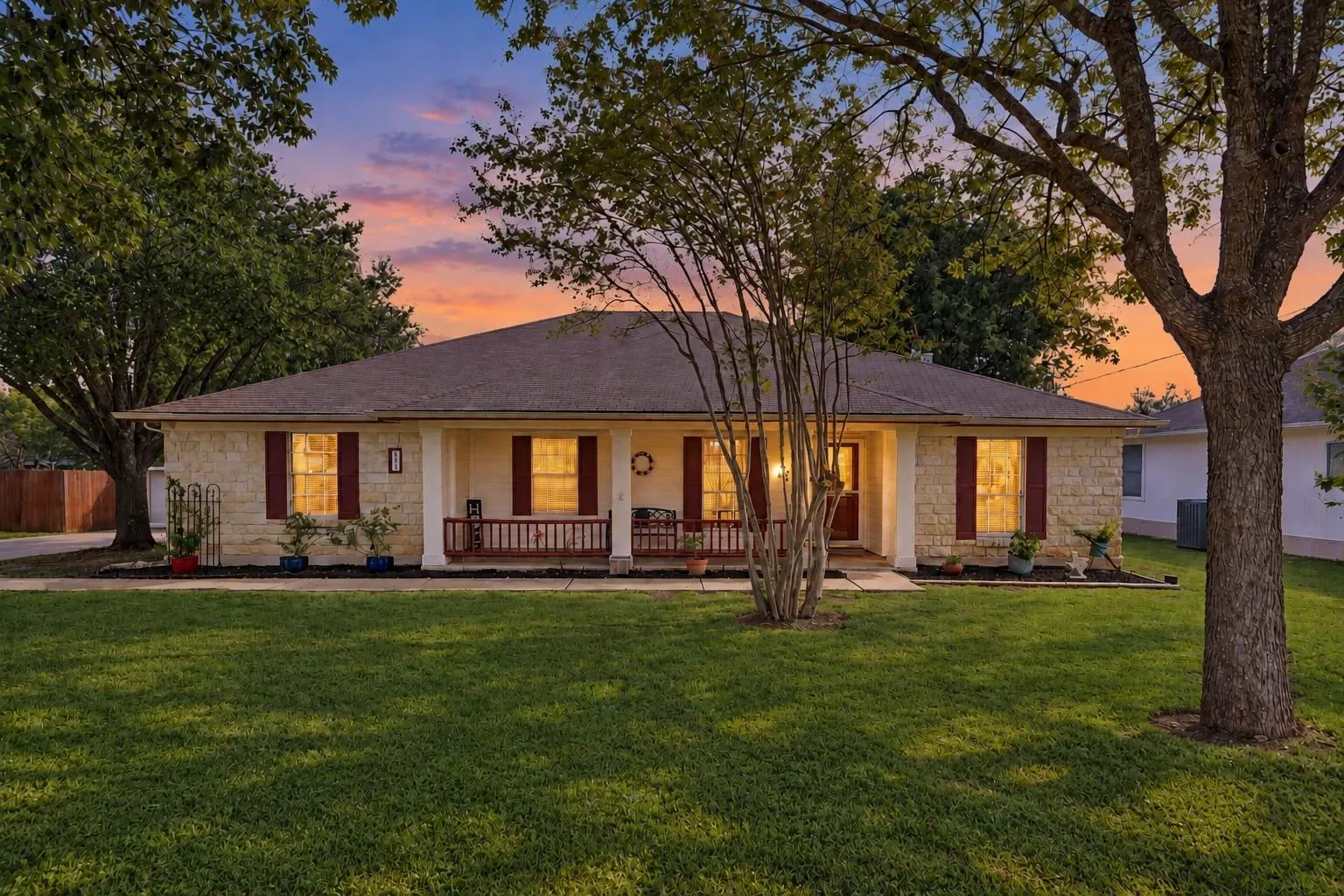 Photo of 510 MAYBROOK DR, Buda, TX, 78610