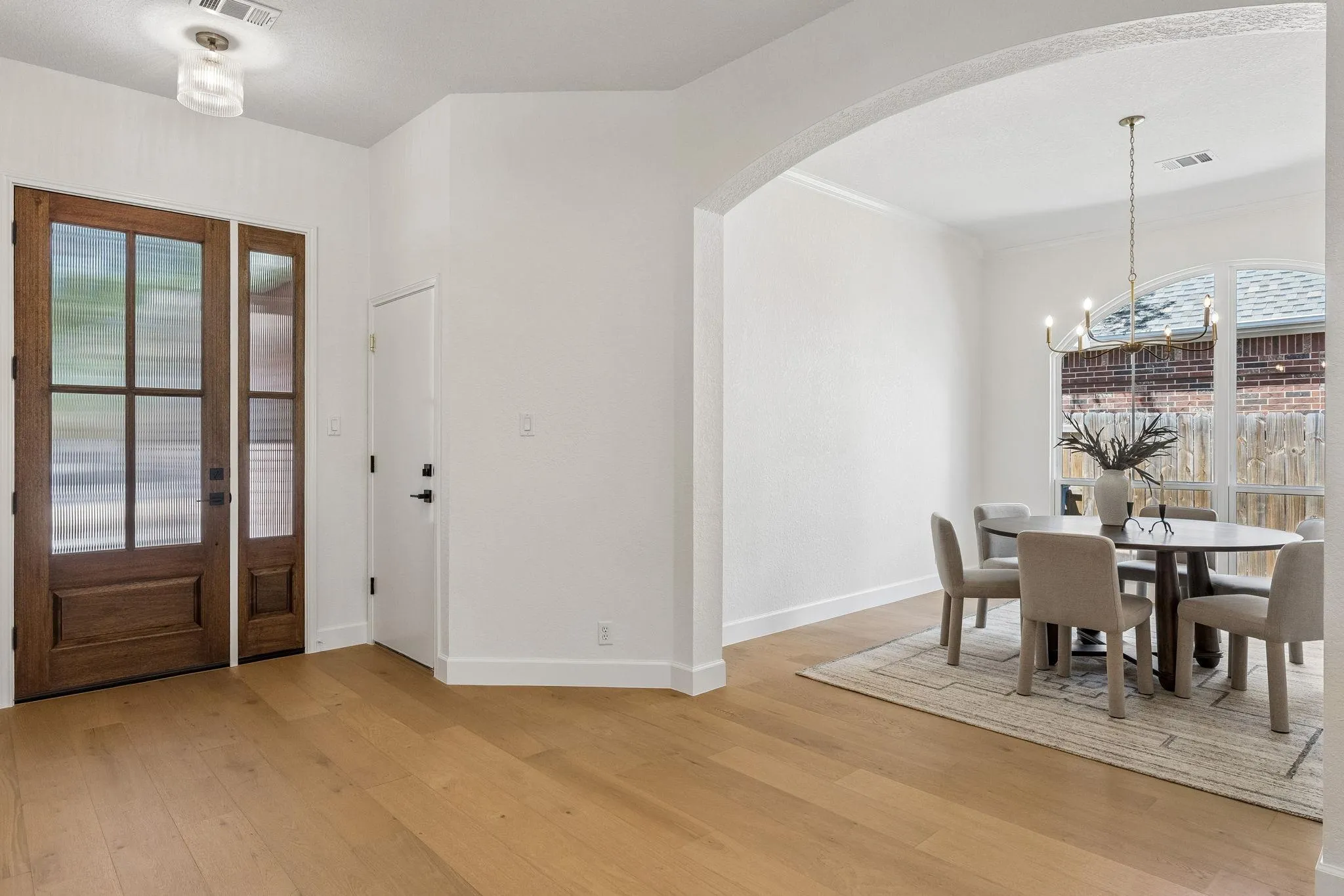 Photo 5 of 11205 READVILL LN