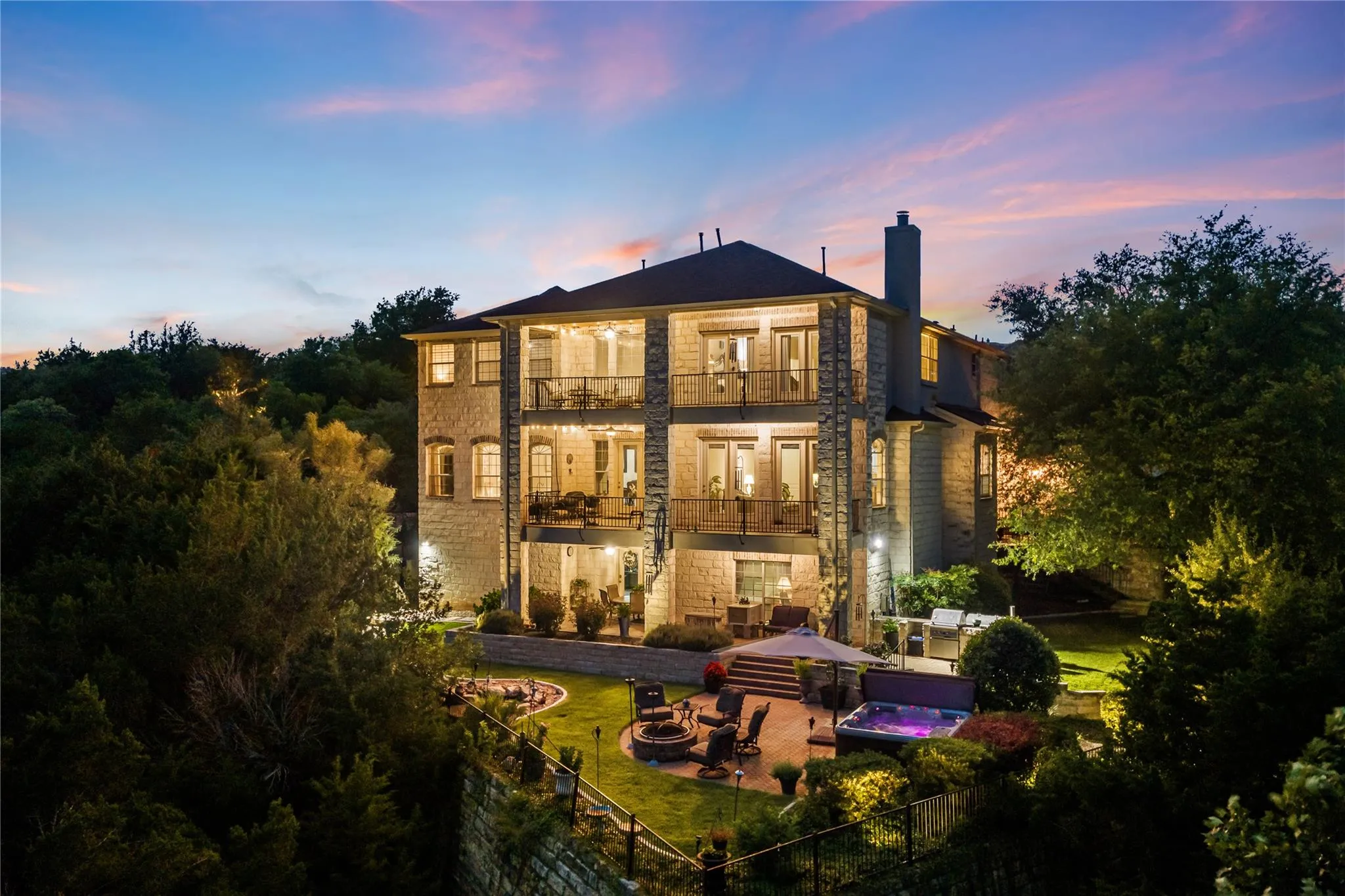 Photo of 129 VAILCO LN, Austin, TX, 78738