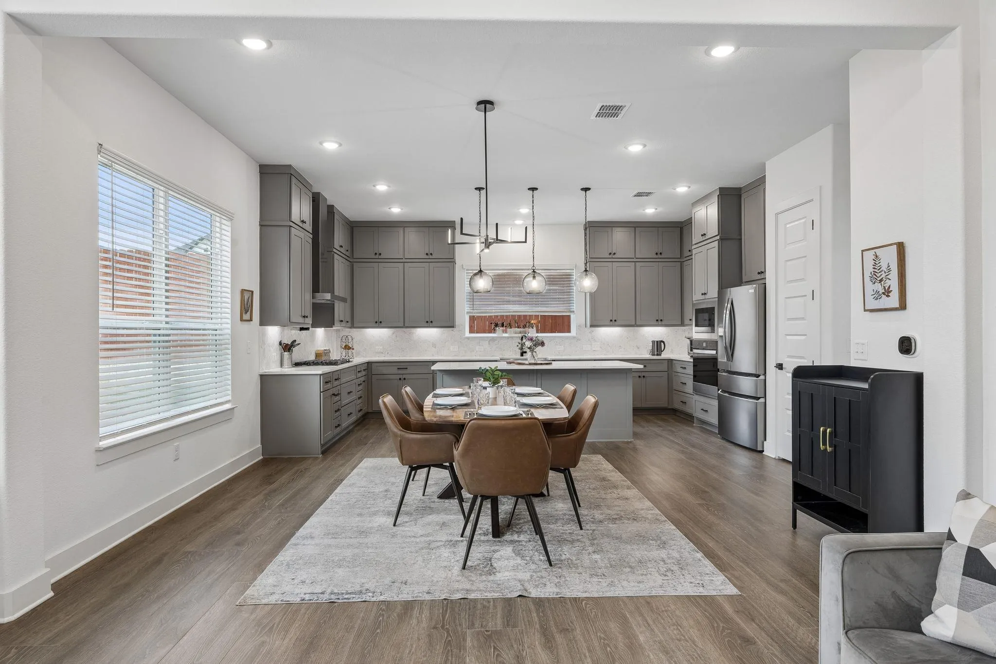 Photo 4 of 1509 CORSAC WAY