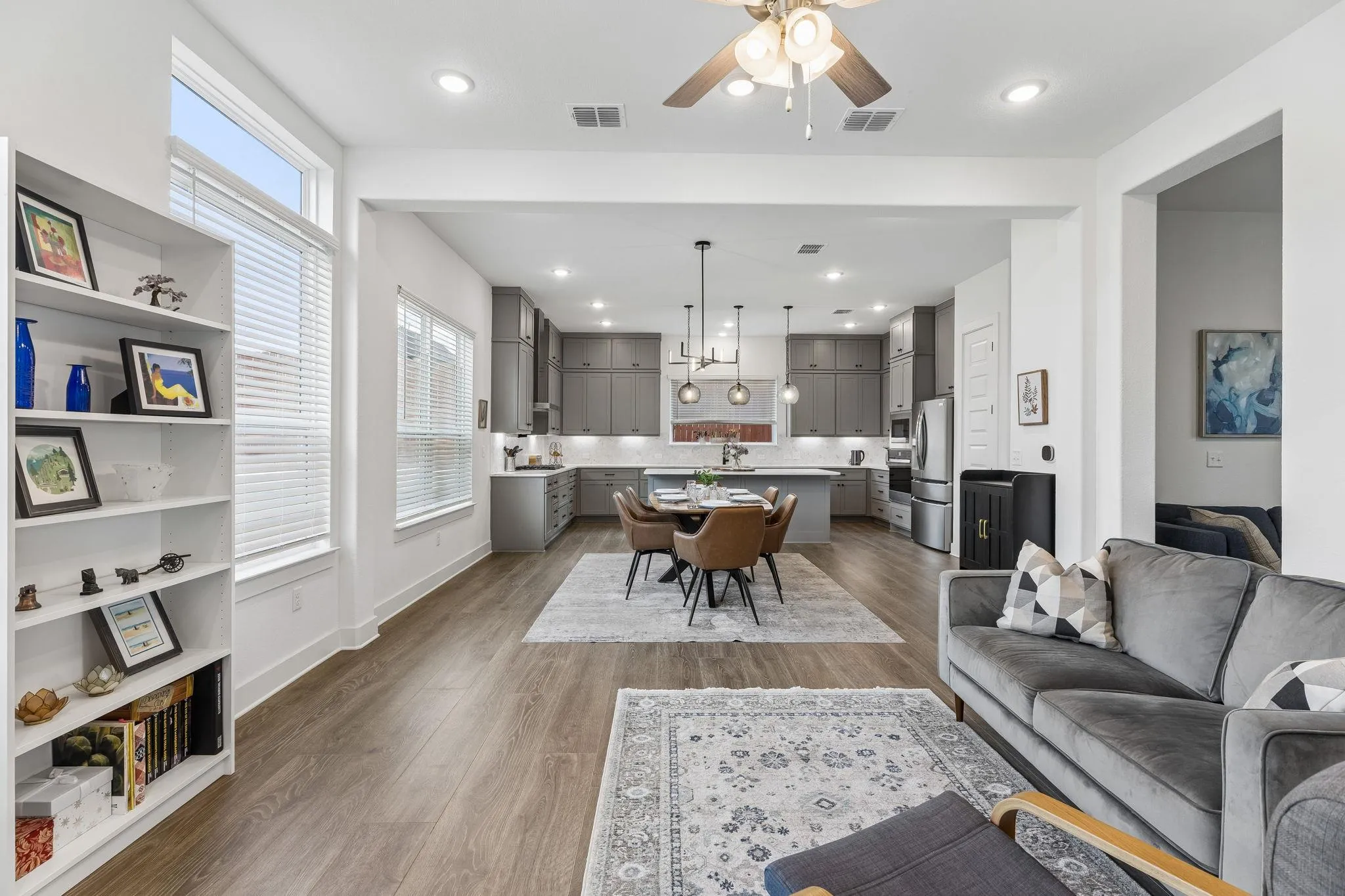 Photo 5 of 1509 CORSAC WAY