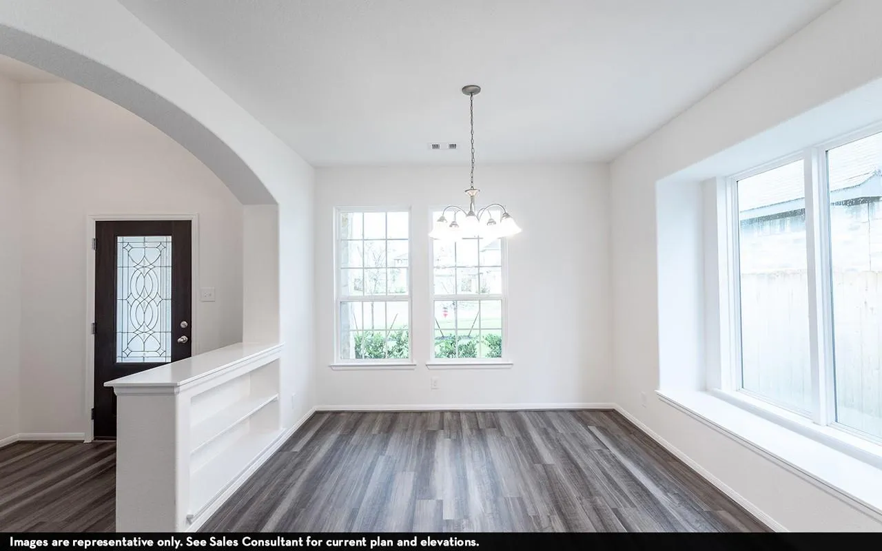 Photo 2 of 802 KAPOK ST