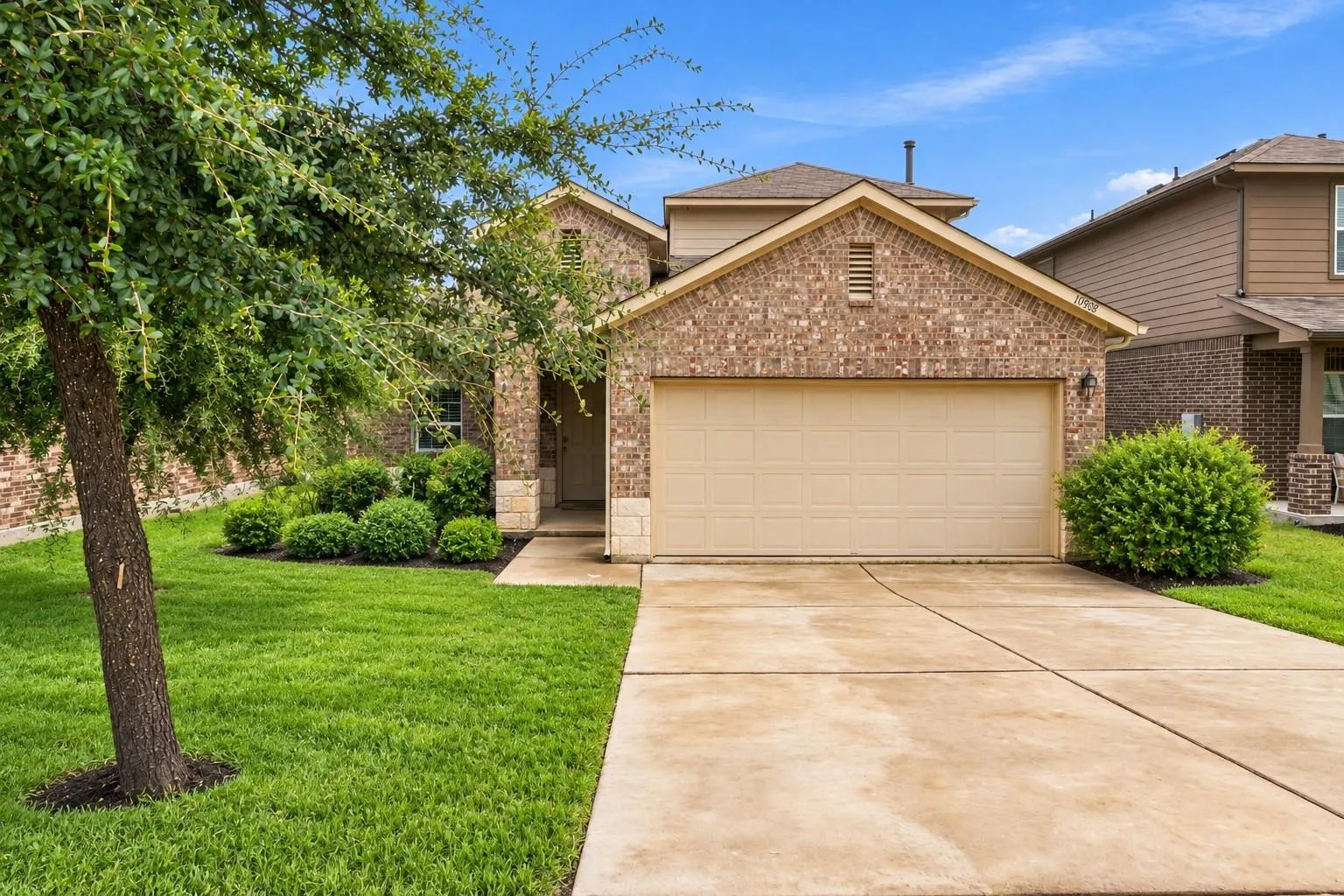Photo of 10908 DEFENDER TRL, Austin, TX, 78754
