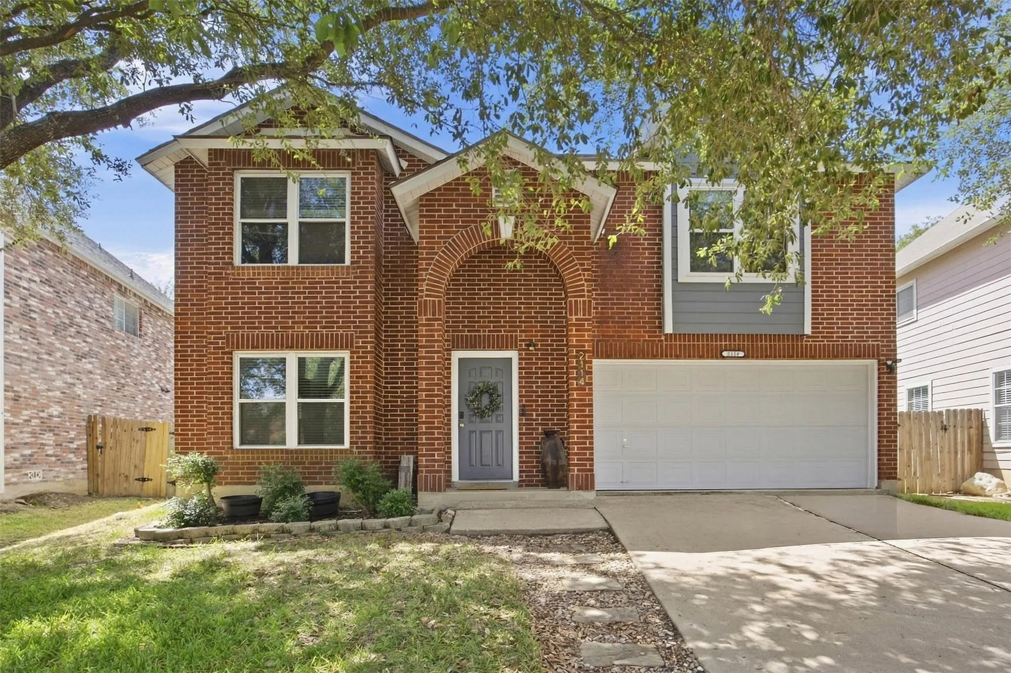 Photo 2 of 2114 DEER CREEK TRL