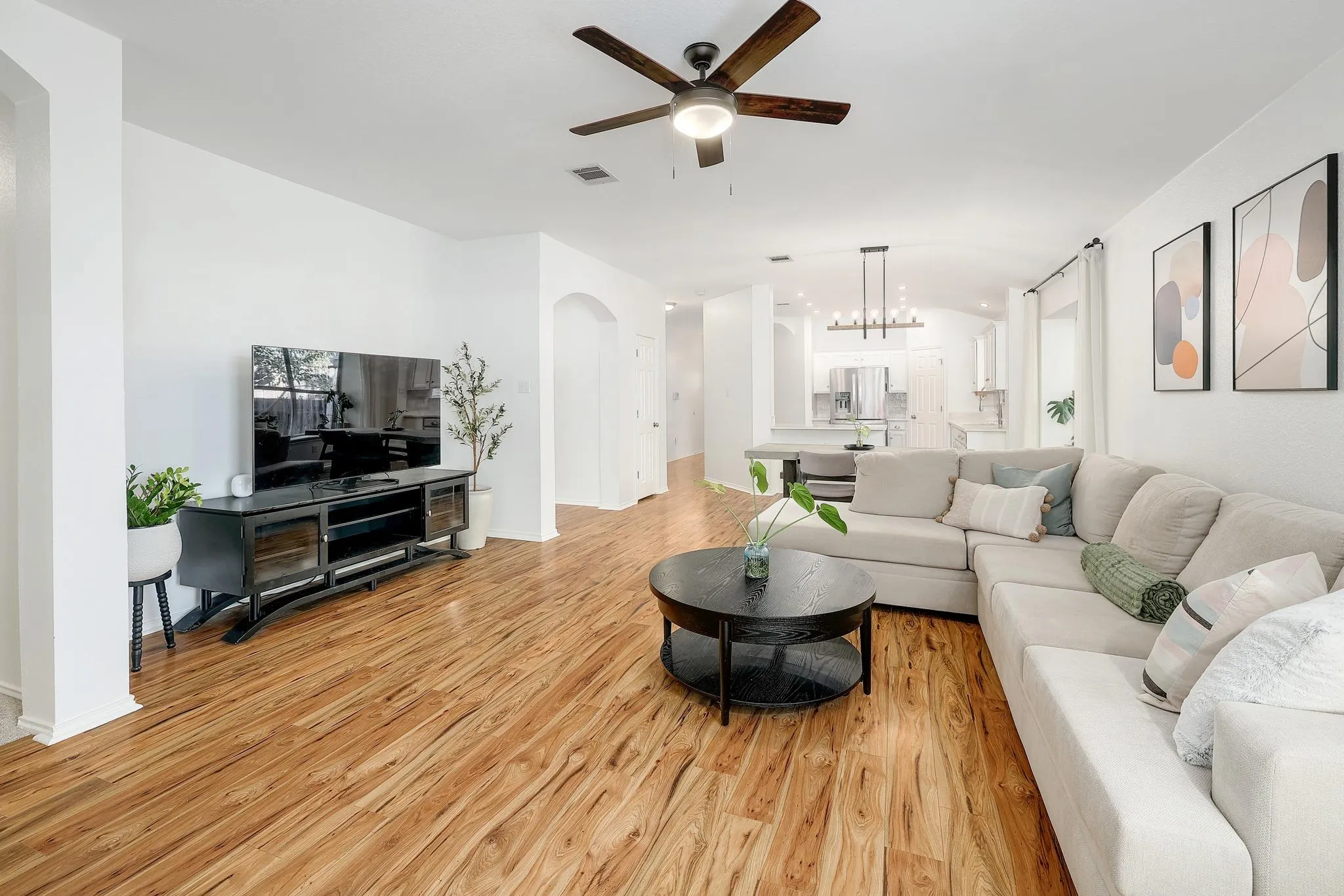 Photo 5 of 15629 ECORIO DR