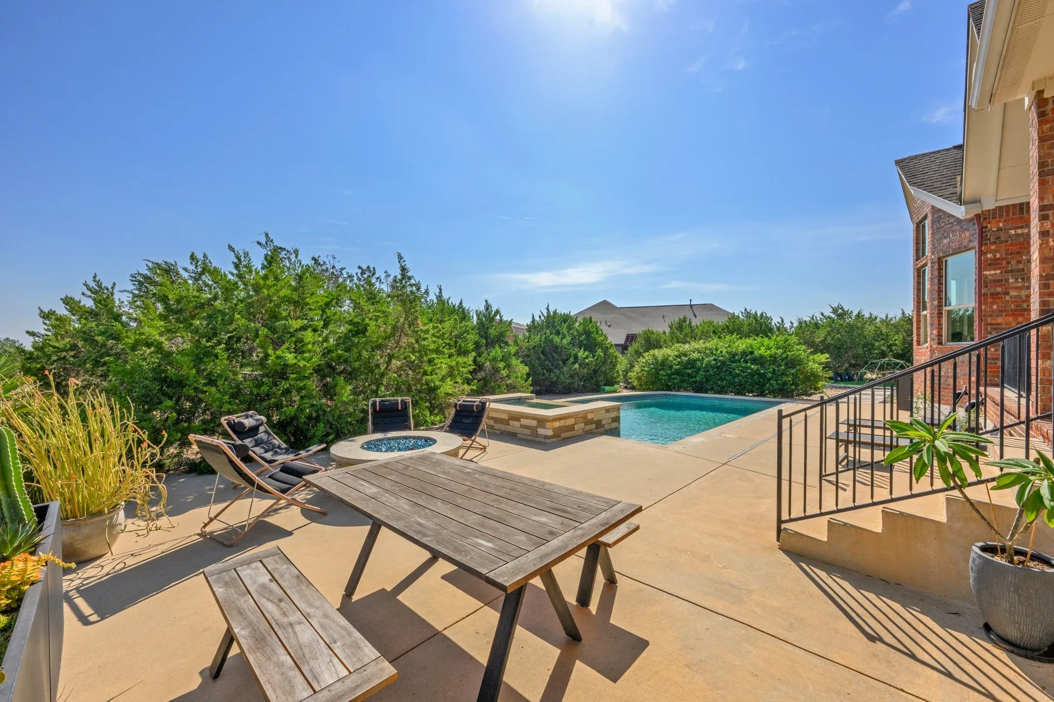 Photo 5 of 1220 BEARKAT CANYON DR