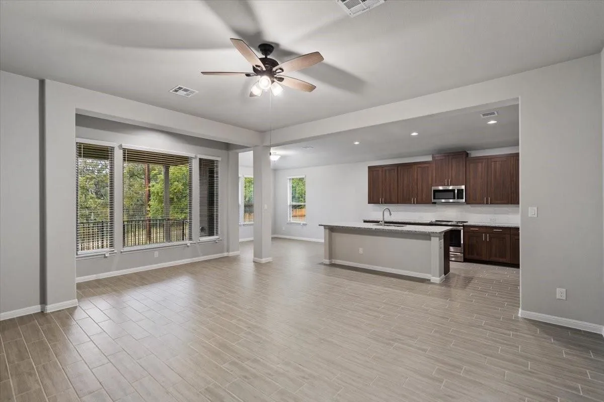 Photo 4 of 140 SCENIC HILLS CIR
