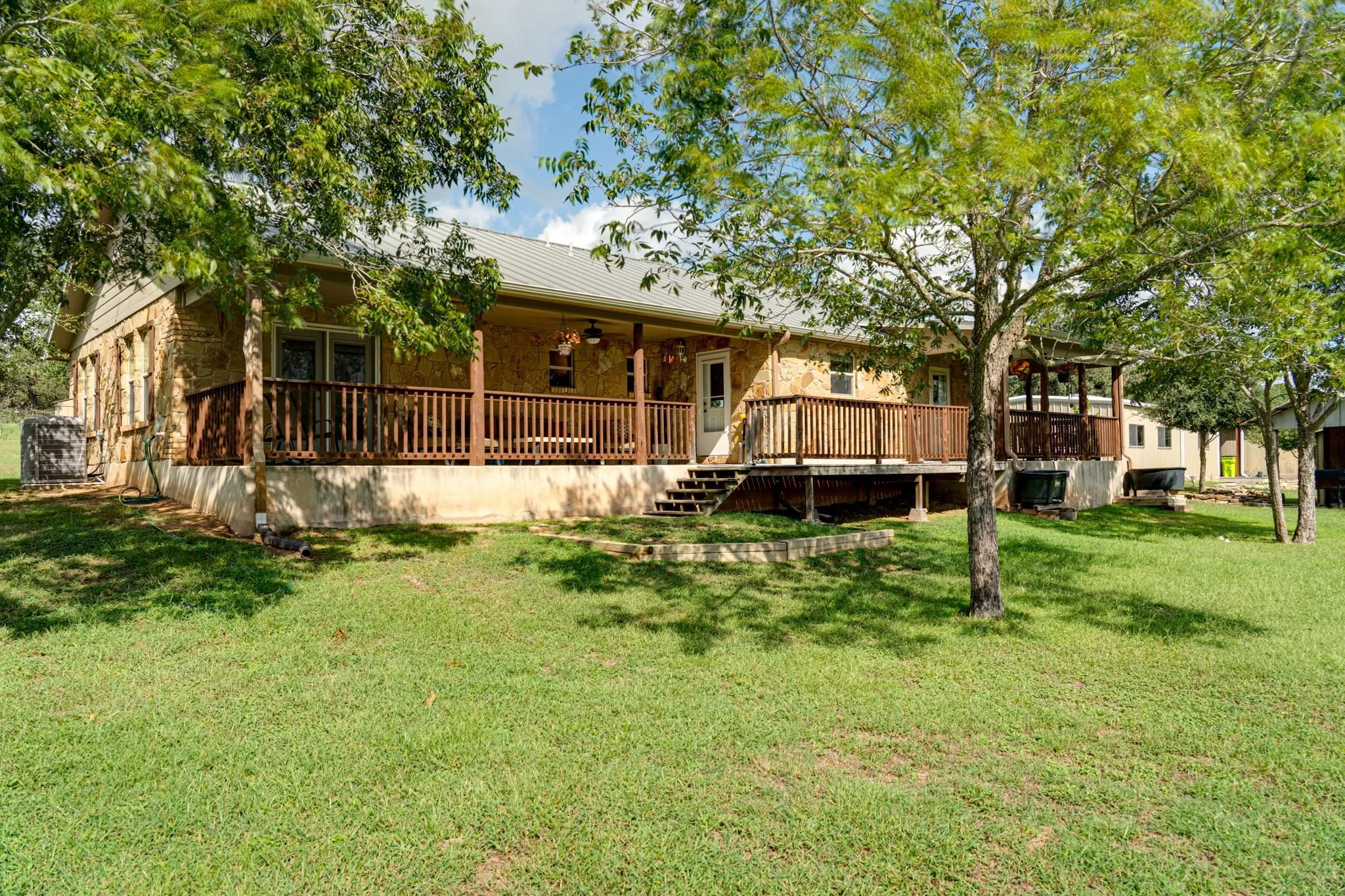 Photo of 119 SADDLE CT, Bastrop, TX, 78602