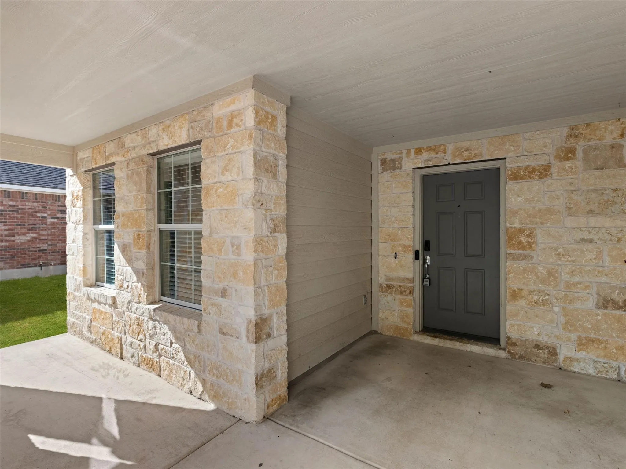 Photo 5 of 348 KING ELDER LN