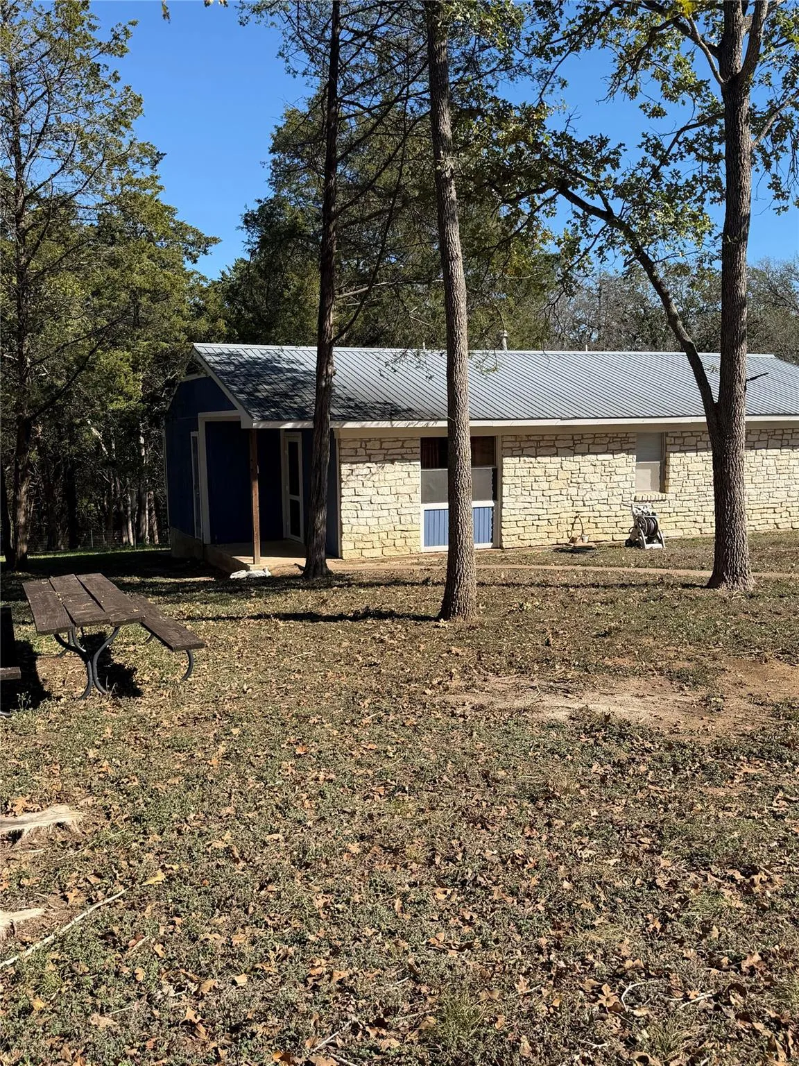 Photo of 214 THE FOREST RD, Dale, TX, 78616