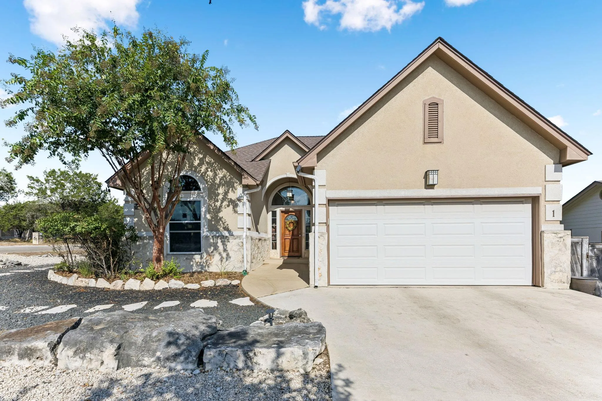Photo of 1 ROCK HOLLOW CIR, Wimberley, TX, 78676