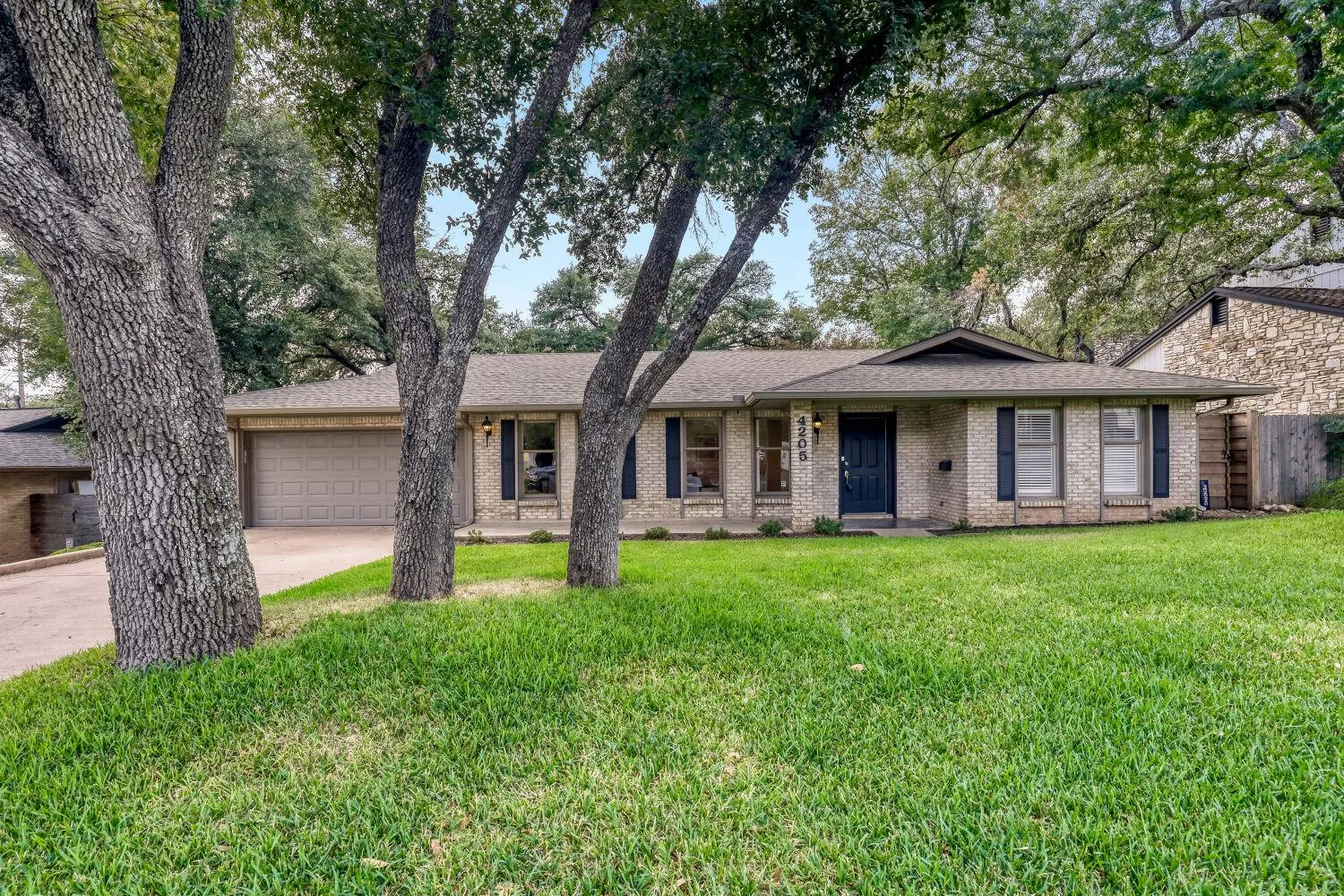 Photo 3 of 4205 BAMFORD DR