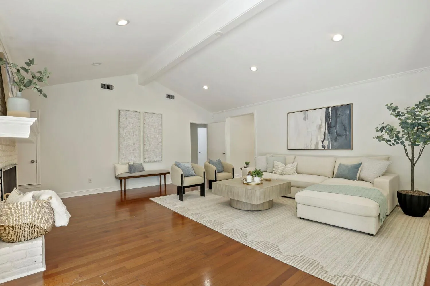 Photo 5 of 4205 BAMFORD DR