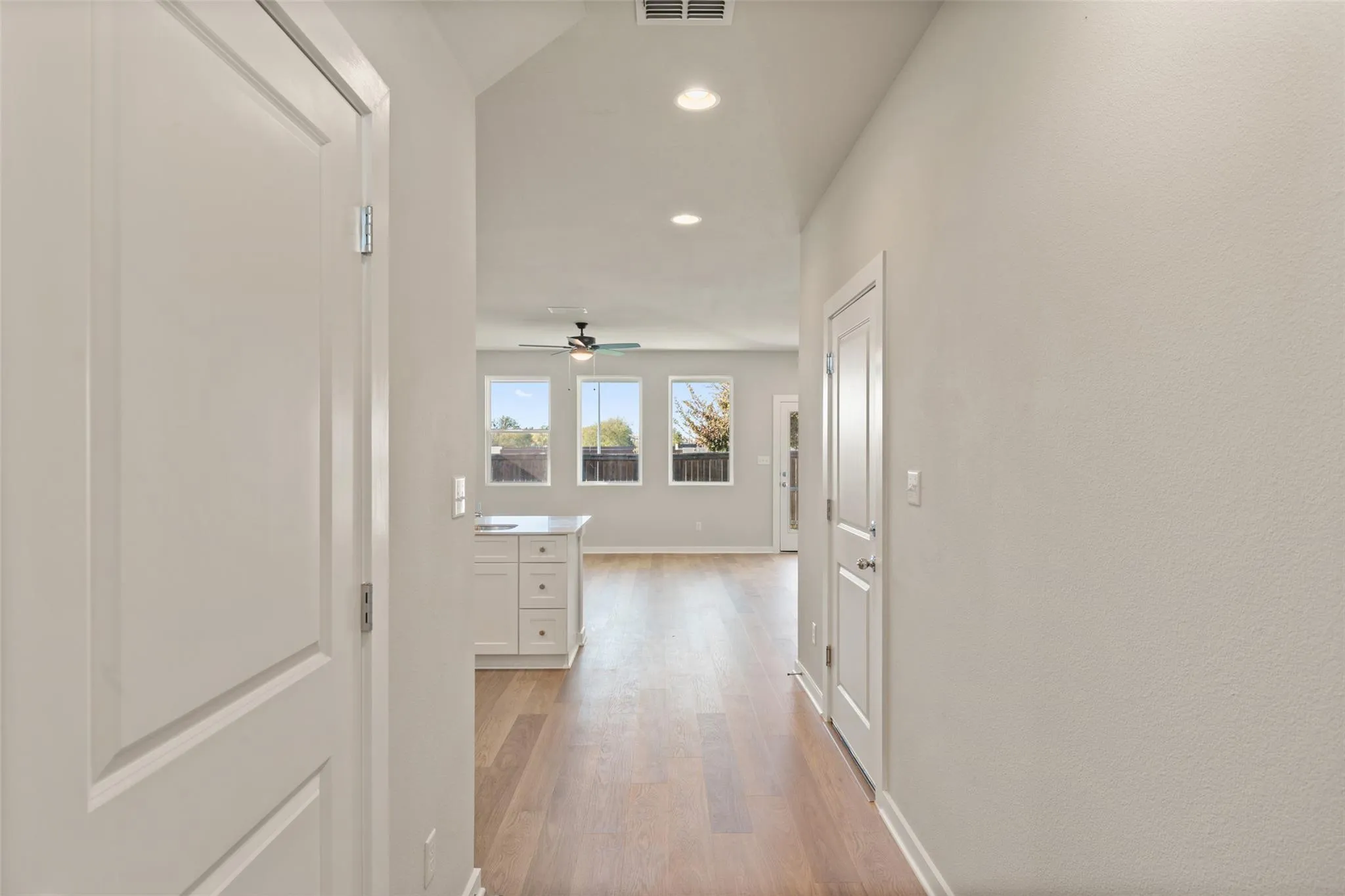 Photo 3 of 17408 MONASTRELL LN