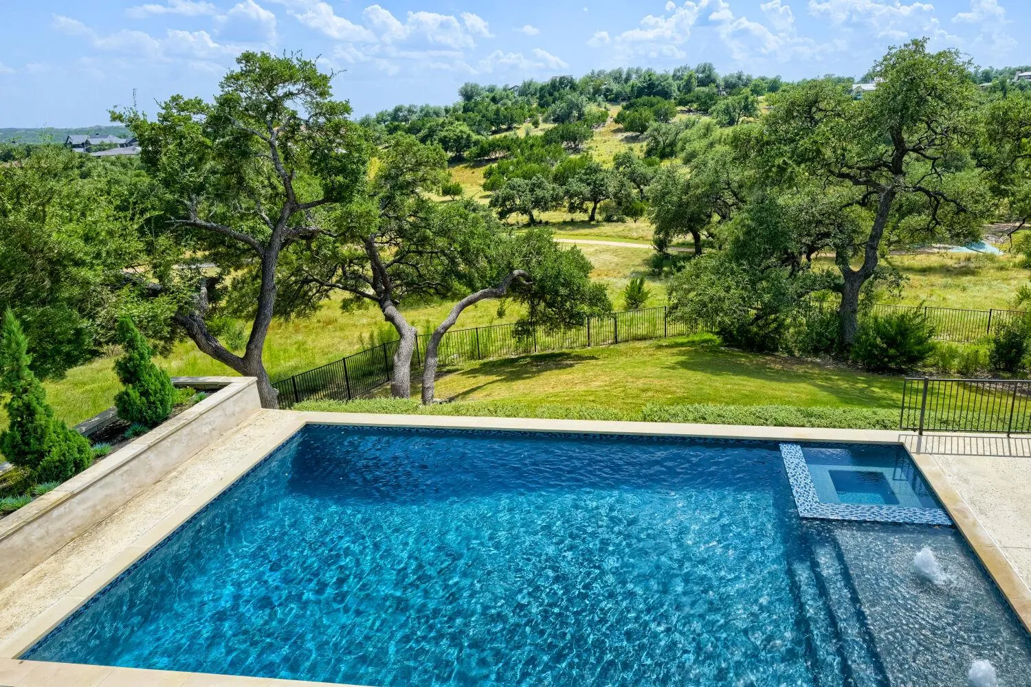 Photo of 8132 MAGNOLIA RIDGE CV, Austin, TX, 78738