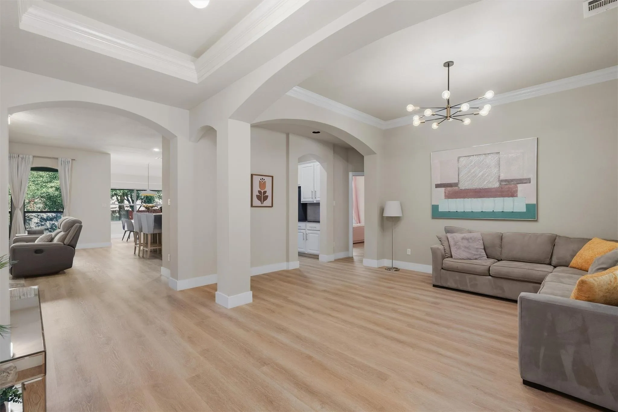 Photo 4 of 10113 LOXLEY LN