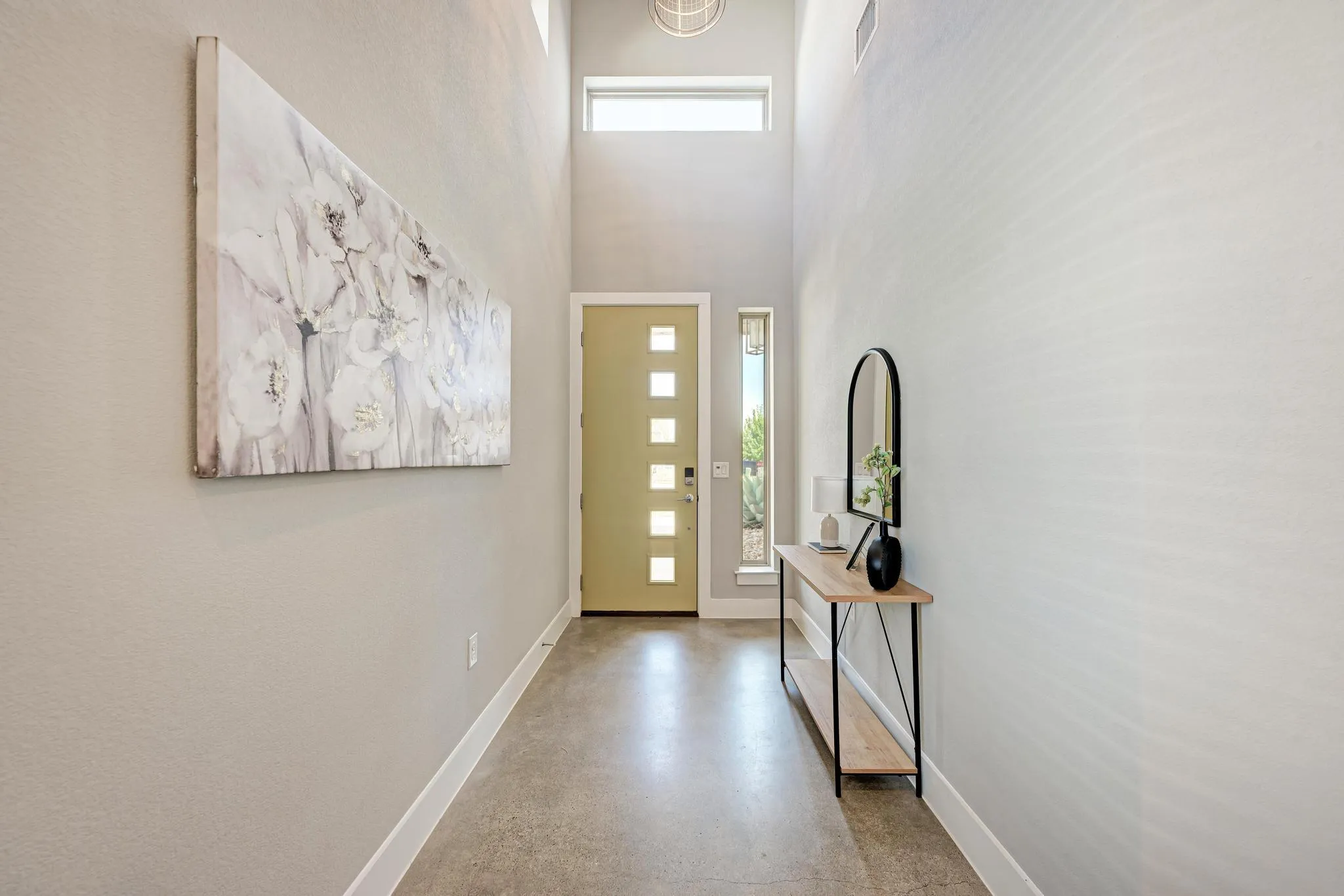 Photo 4 of 308 CHARLI CIR