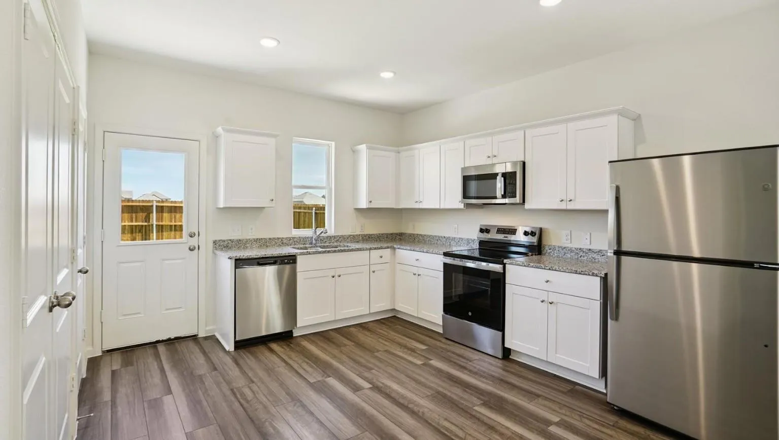 Photo 4 of 14404 SAGE BLOOM LN