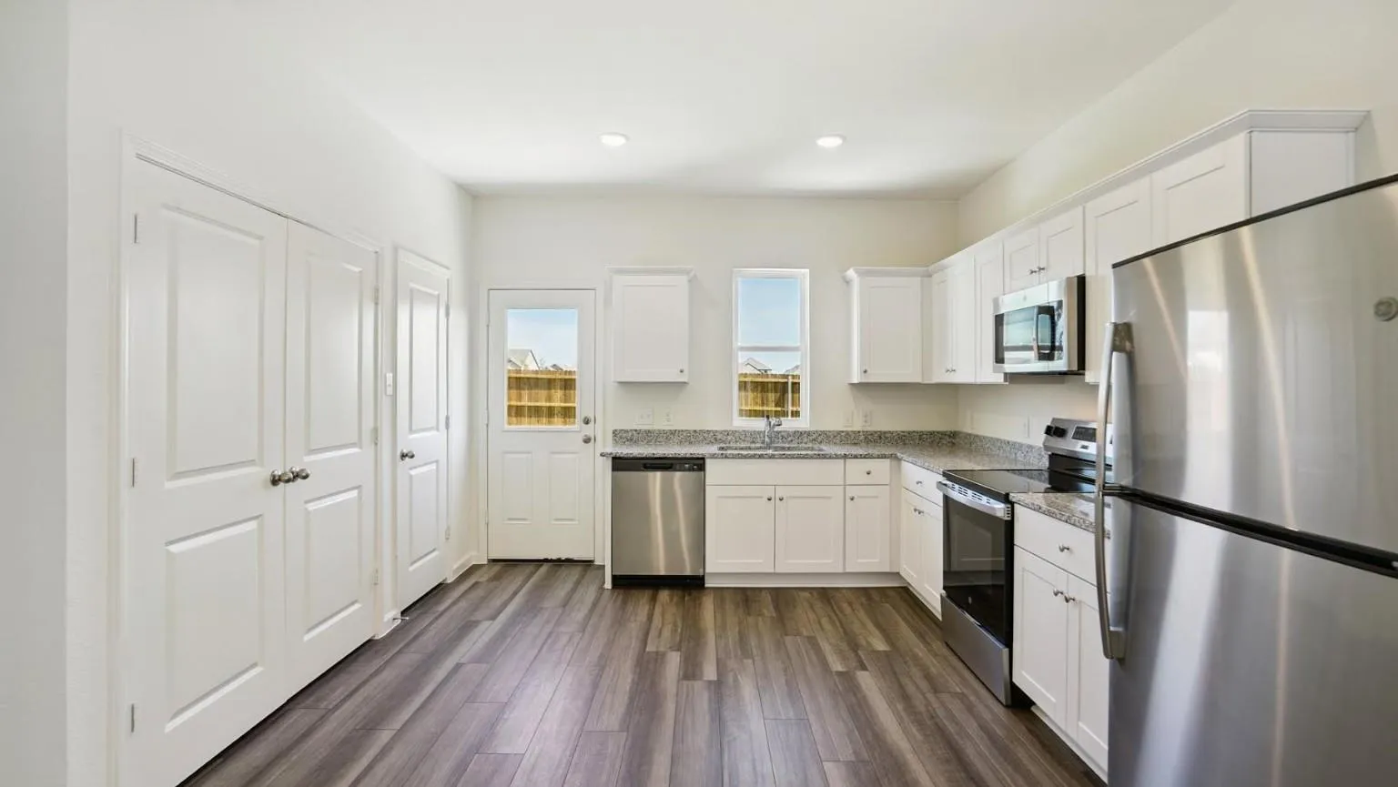 Photo 5 of 14404 SAGE BLOOM LN