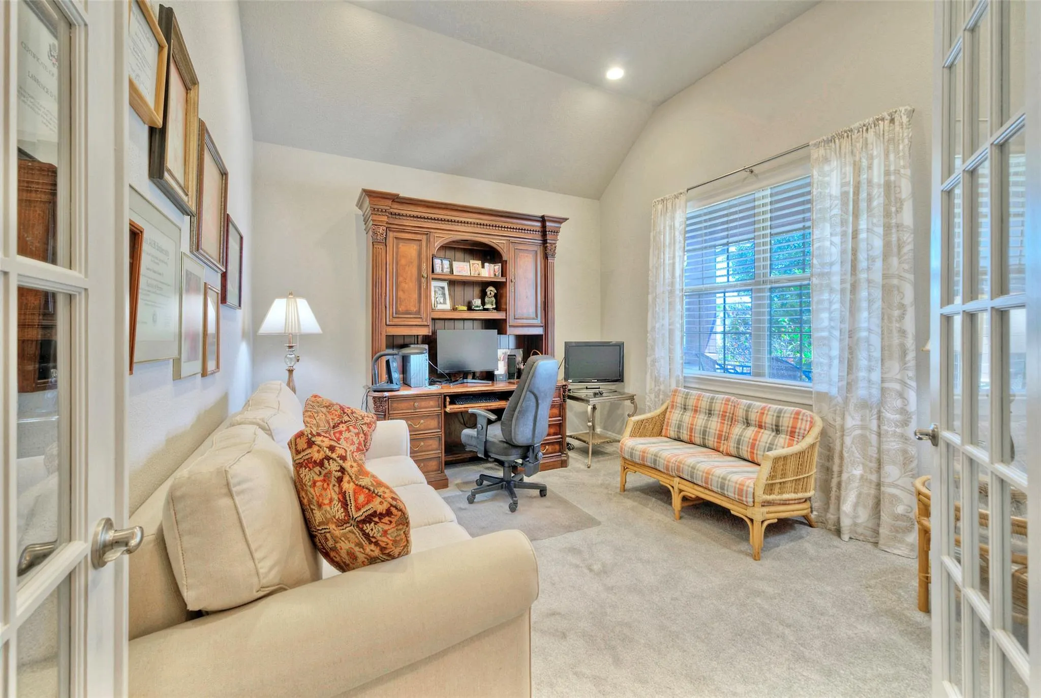 Photo 4 of 112 SENNA DR