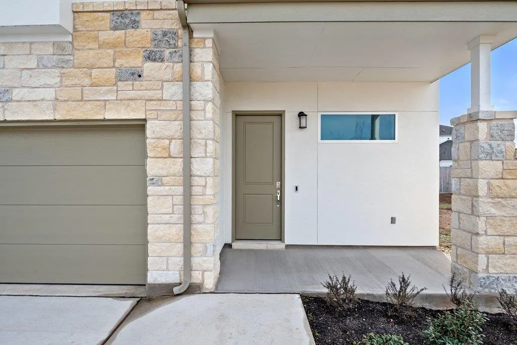 Photo 2 of 2205 CENTO WALK