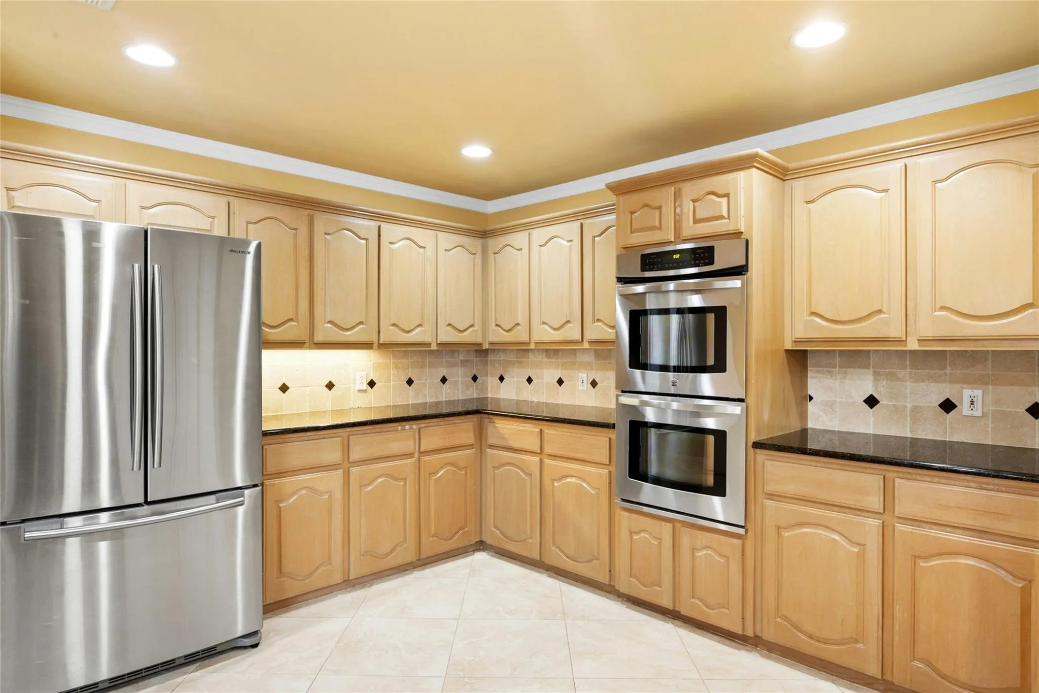 Photo 2 of 10900 CROWN COLONY DR #2