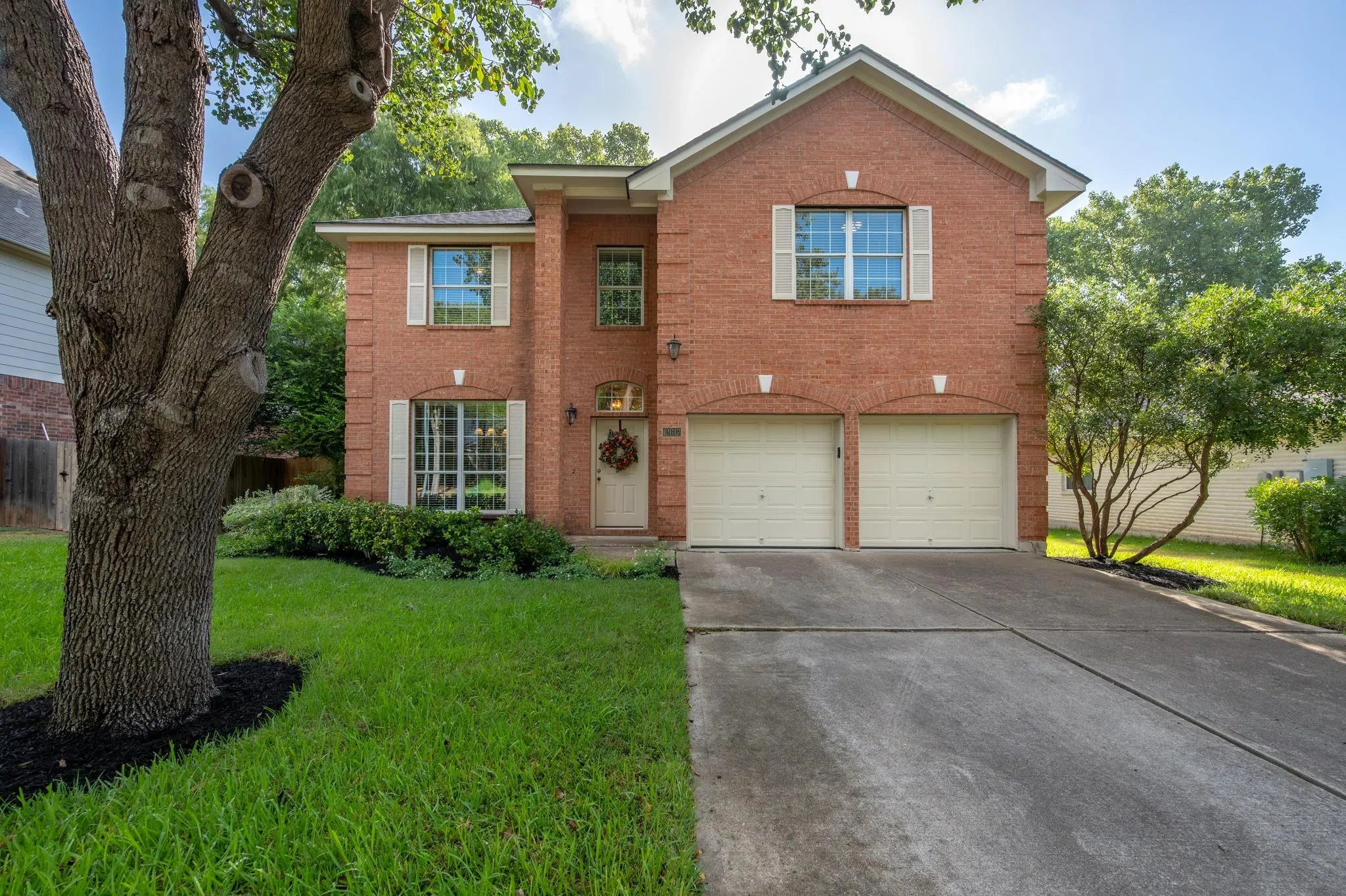 Photo 3 of 13617 CAMPESINA DR