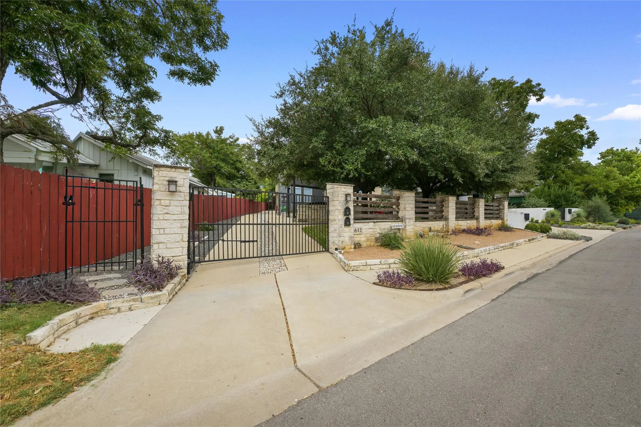 Photo of 1612 S 3RD ST #B, Austin, TX, 78704