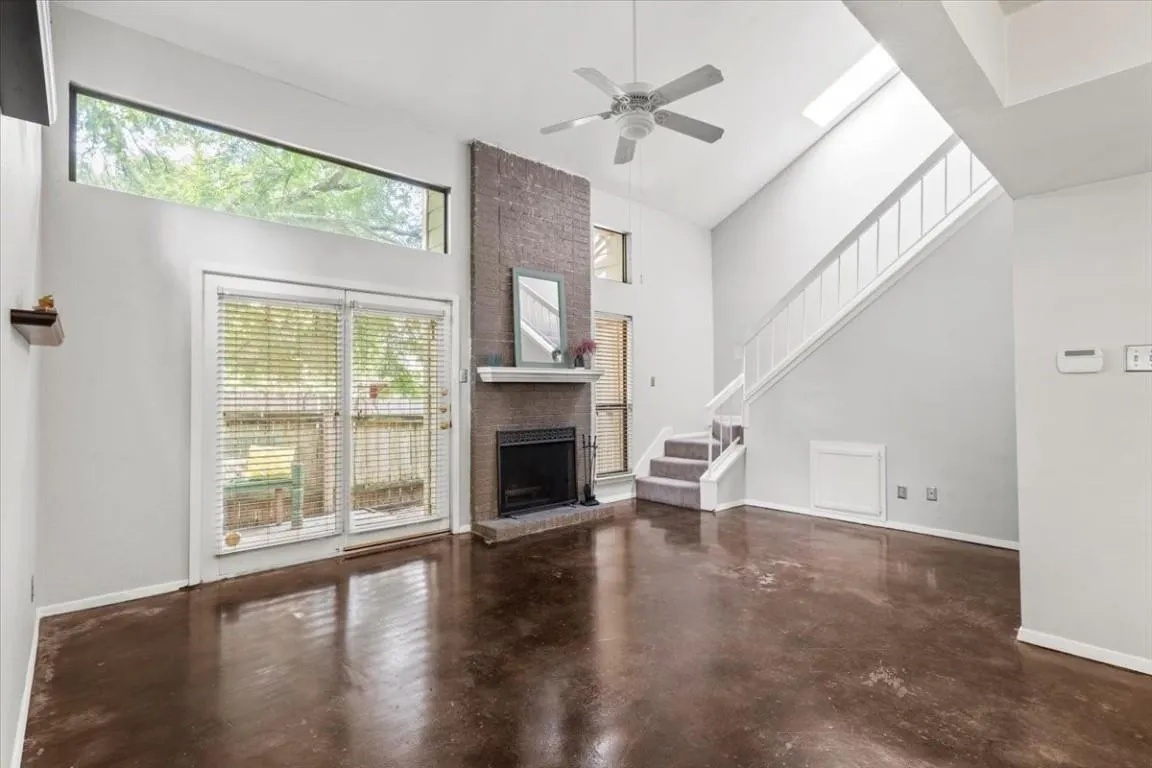 Photo 3 of 3801 MENCHACA RD #42