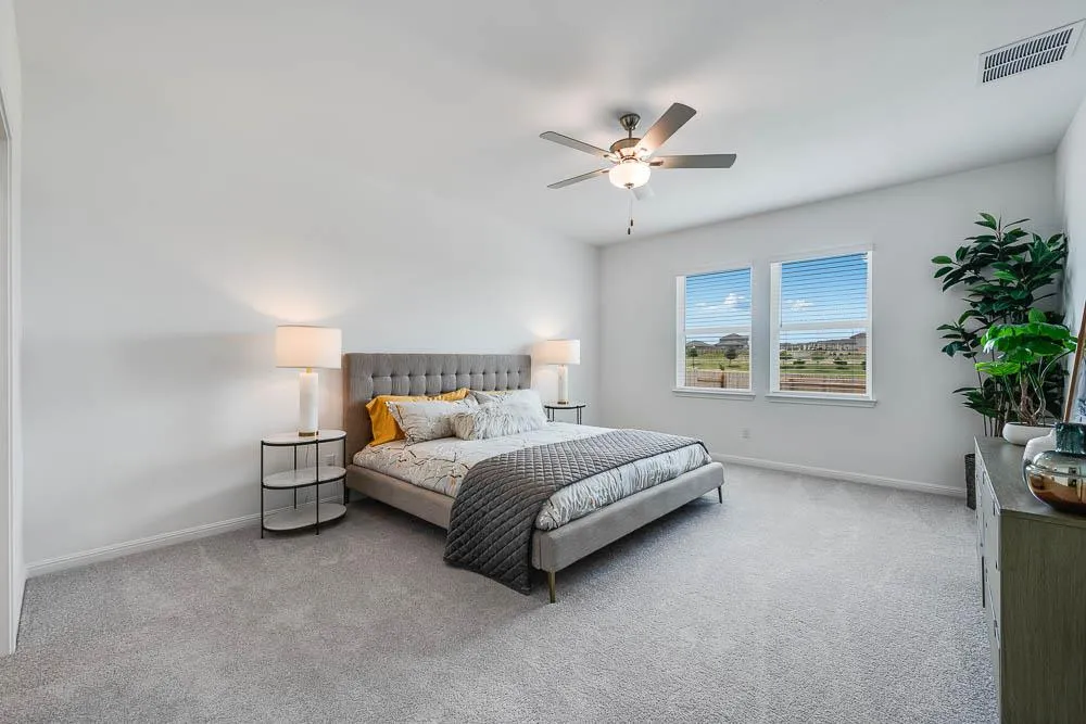 Photo 4 of 308 CRUMPTON WAY
