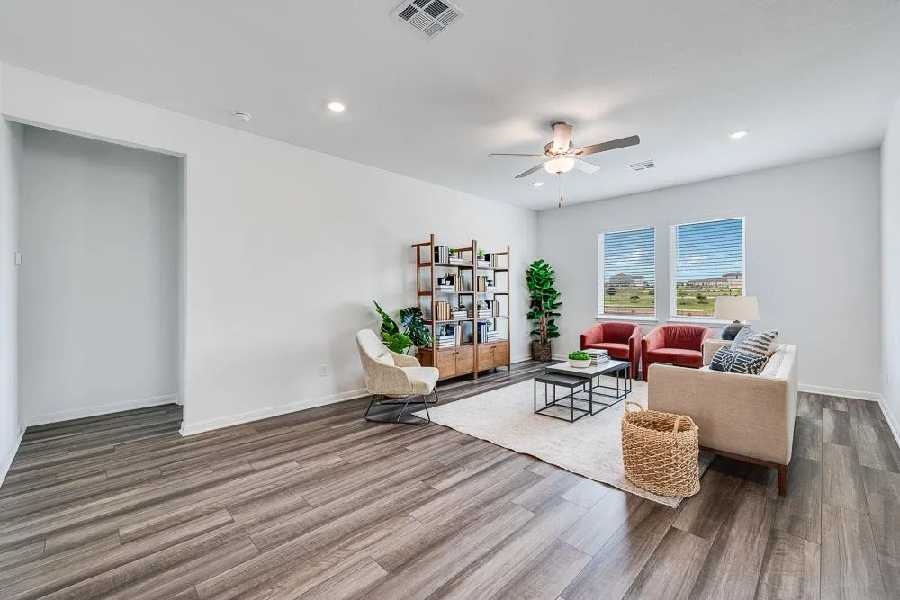 Photo 3 of 308 CRUMPTON WAY