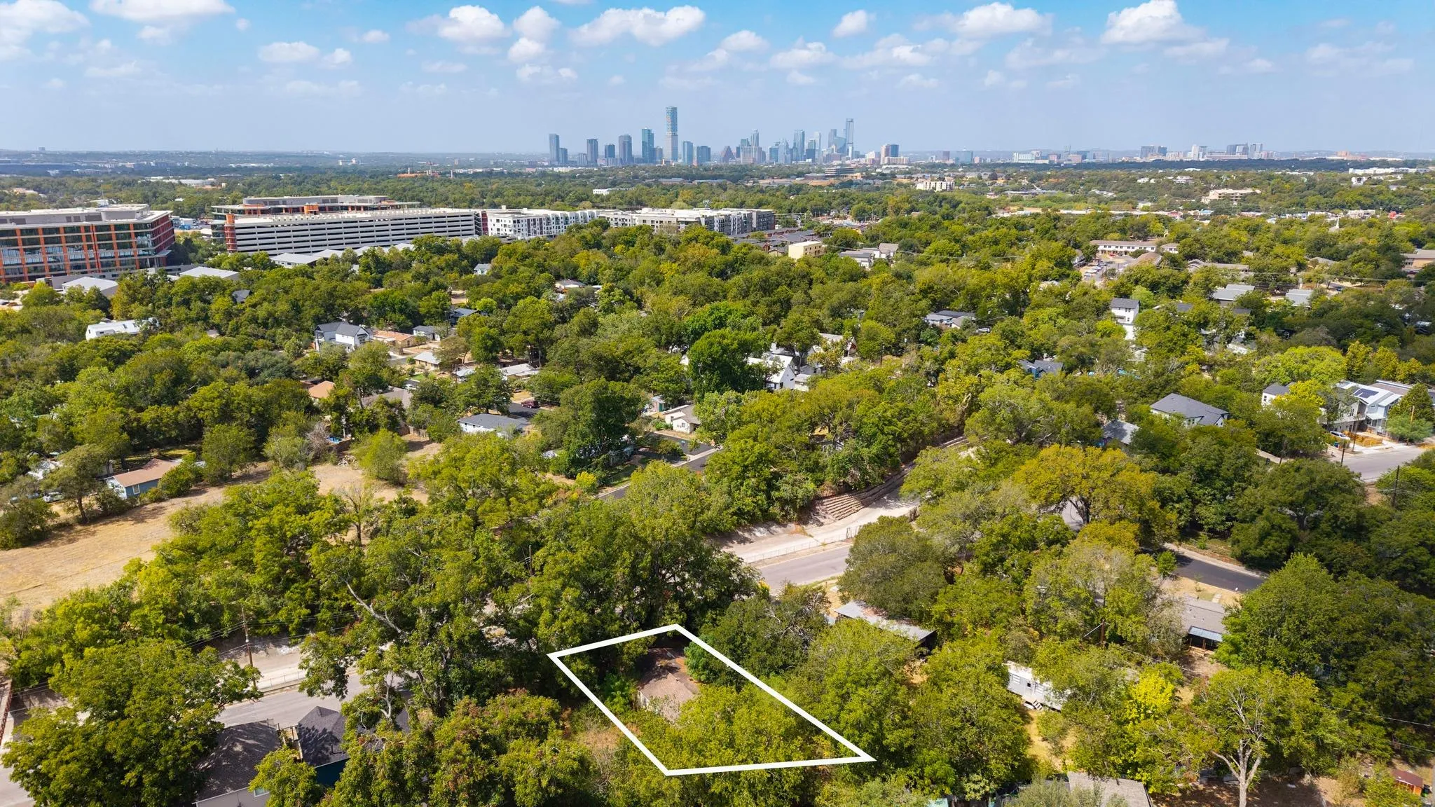 Photo of 4908 SARA DR, Austin, TX, 78721