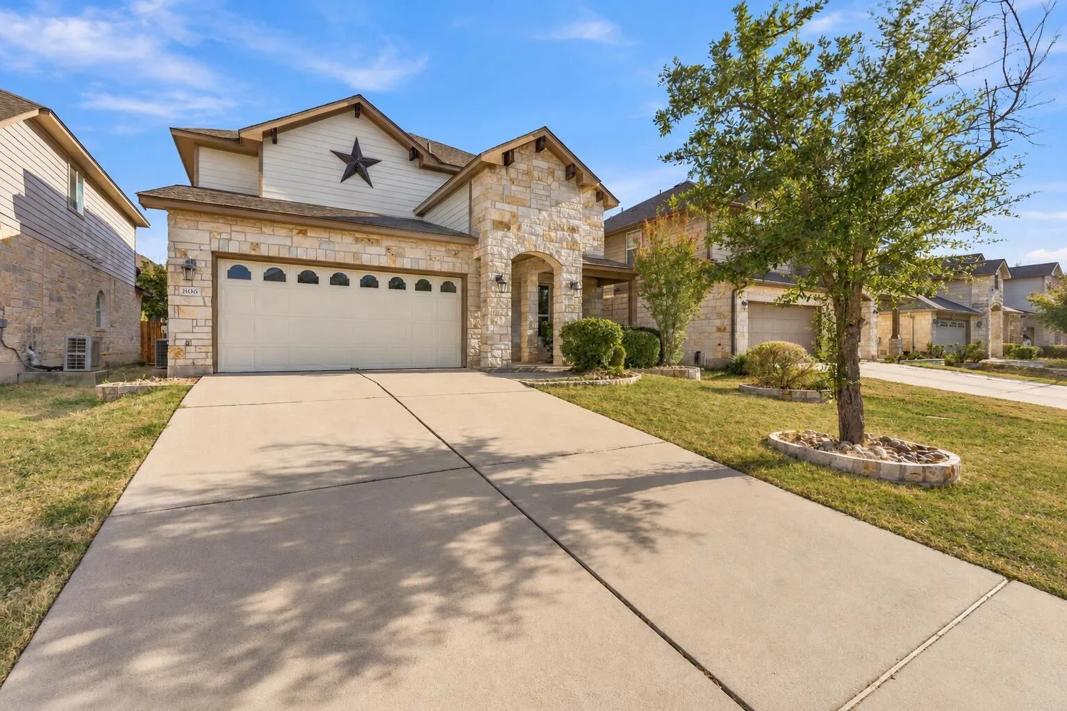 Photo 4 of 1806 SALINE CREEK DR
