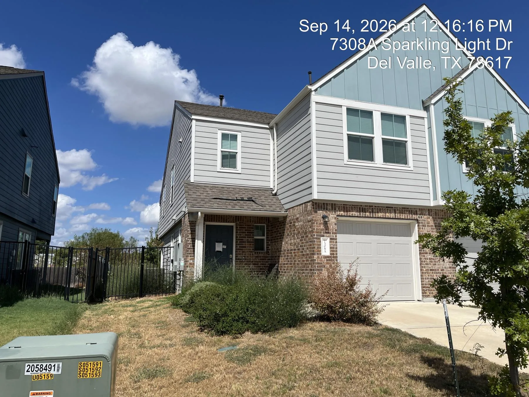 Photo 2 of 7308 SPARKLING LIGHT DR #A