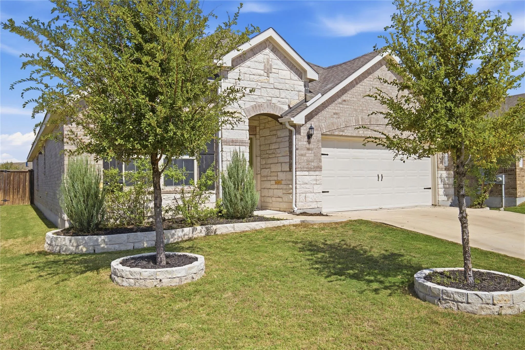 Photo 2 of 6025 GIMIGNANO PL