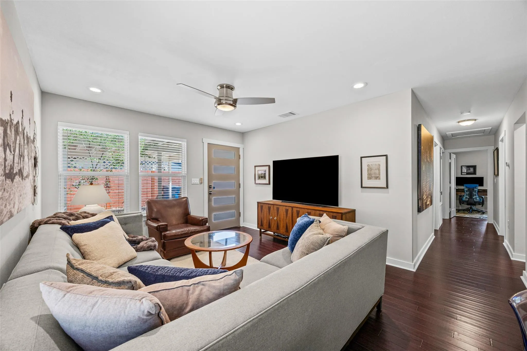 Photo 5 of 1400 WESTMOOR DR