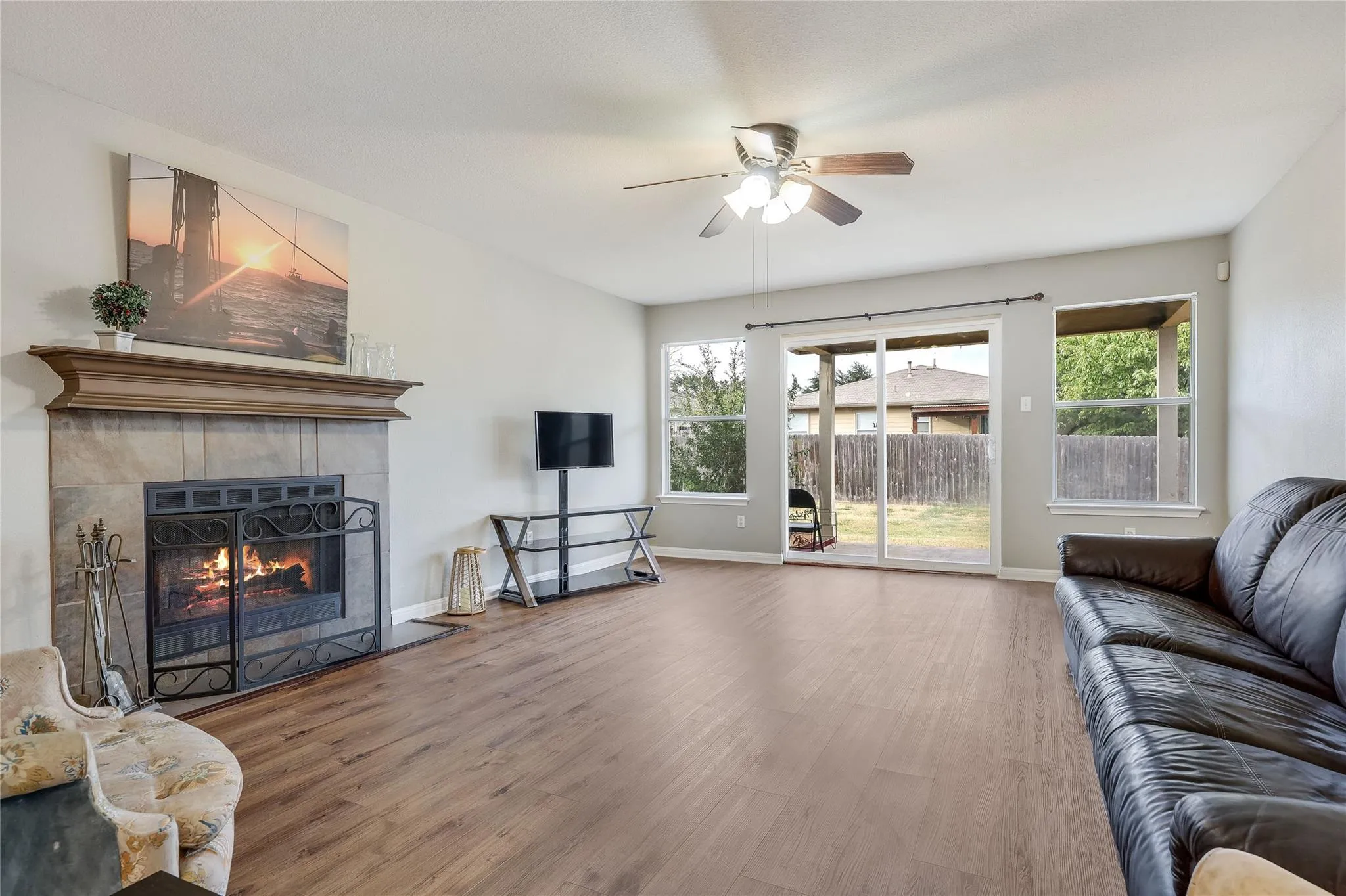 Photo 5 of 3800 HICKOX DR