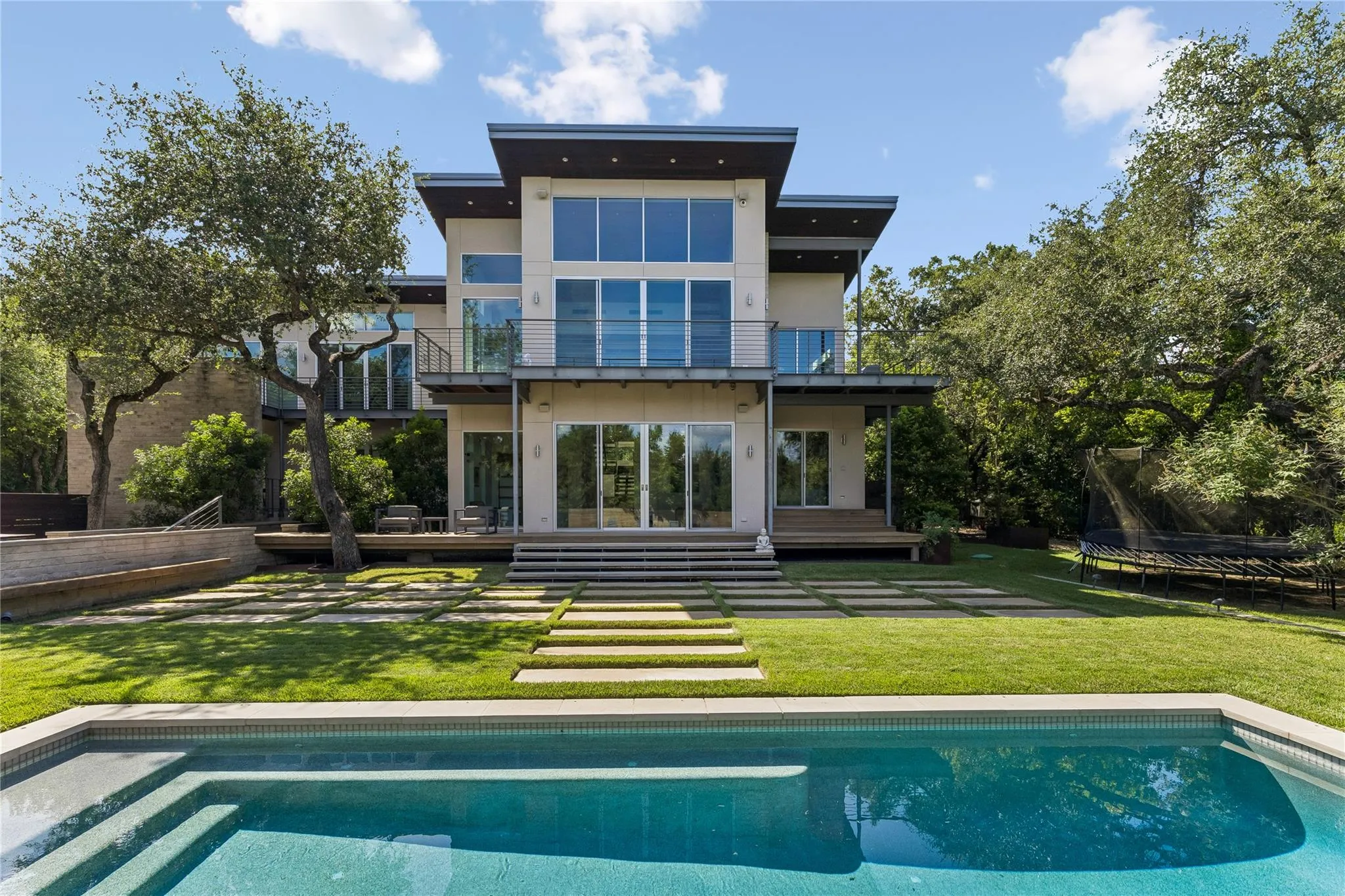 Photo of 16 SUNDOWN PKWY, Austin, TX, 78746