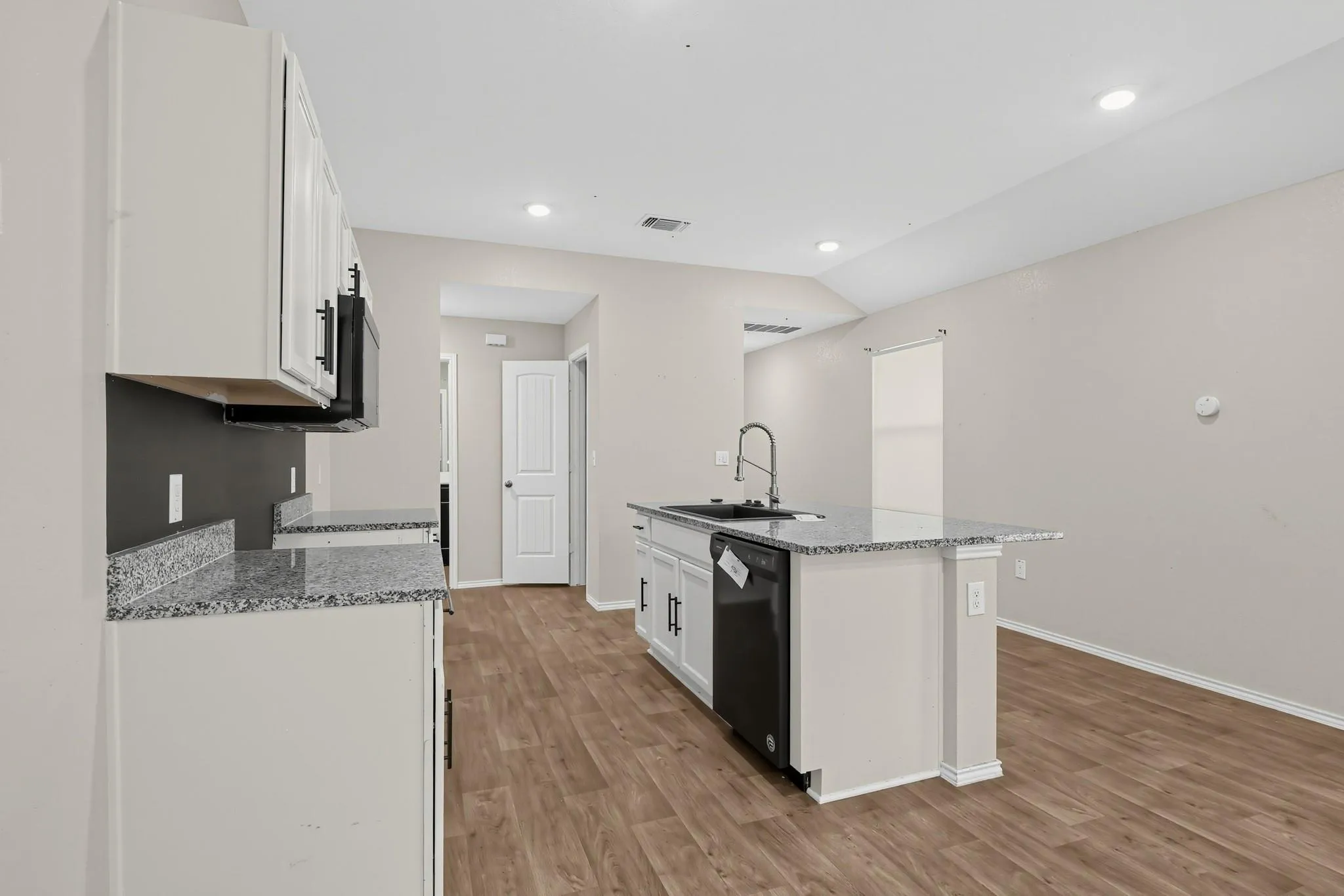 Photo 5 of 11810 PYRITE RD